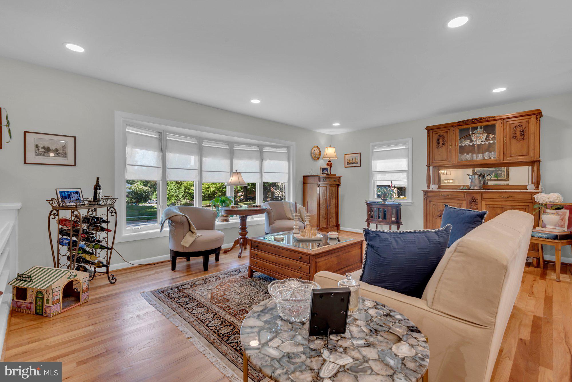ADMIRAL HEIGHTS - Residential