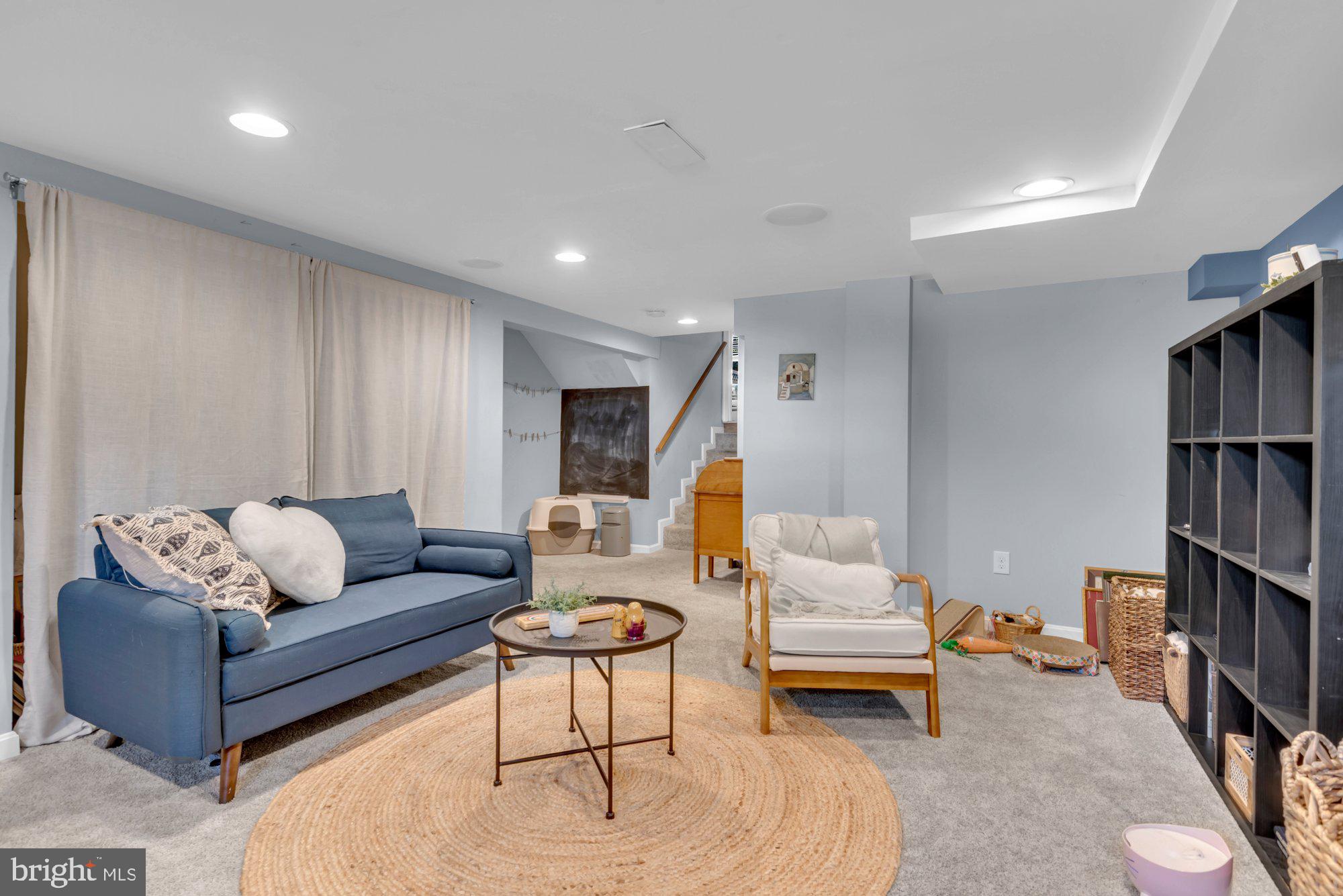 ADMIRAL HEIGHTS - Residential