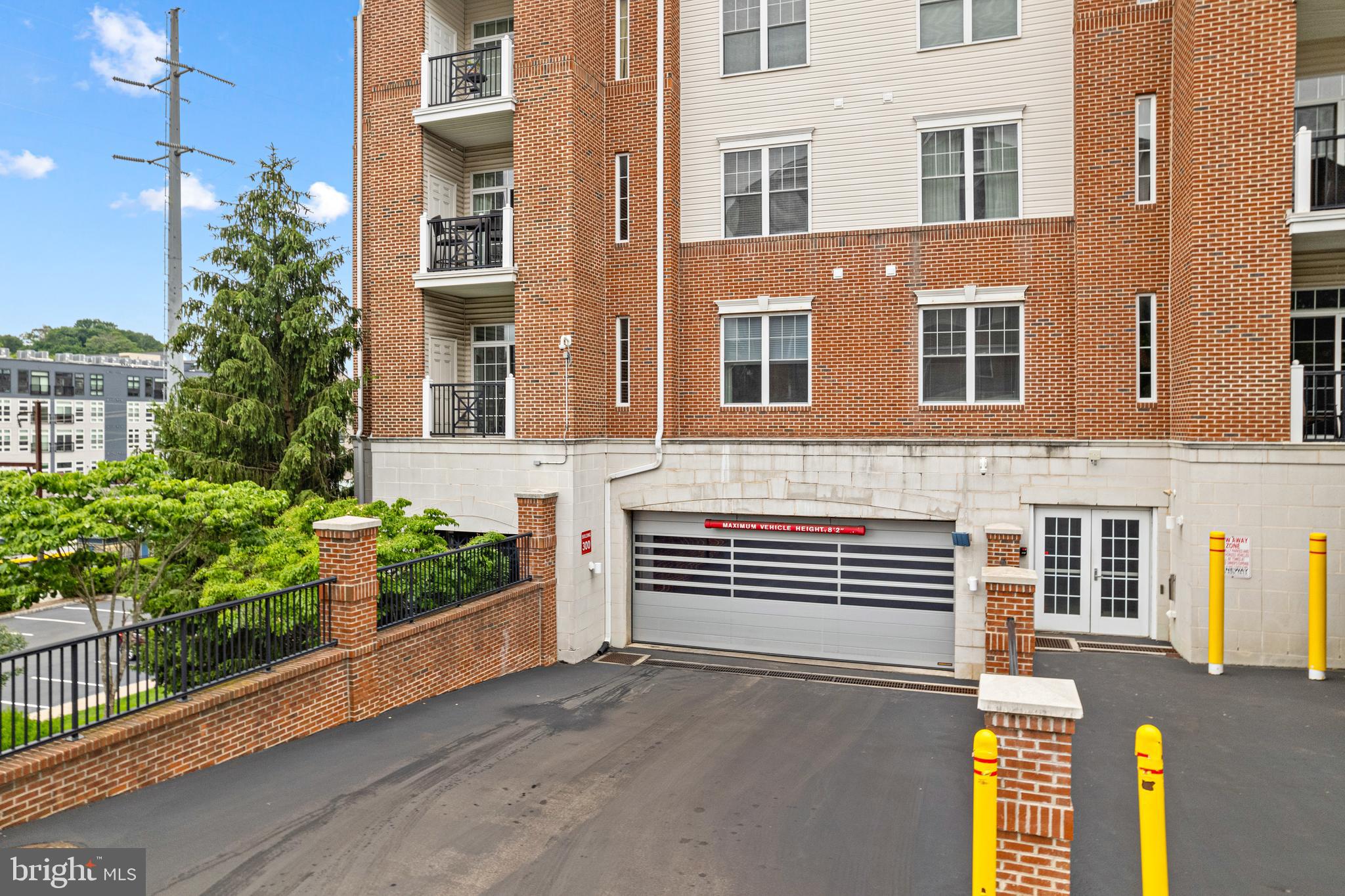 CONSHOHOCKEN - Residential