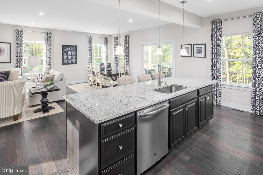 THE LAKES AT MARTINSBURG - Residential