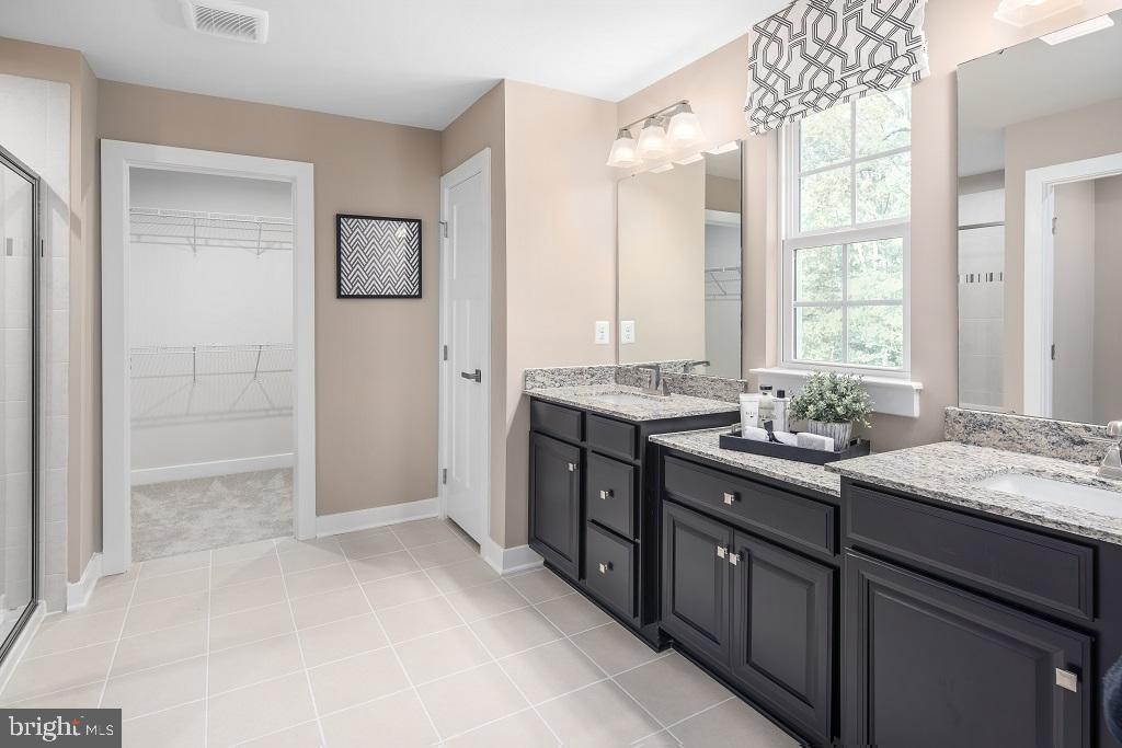 THE LAKES AT MARTINSBURG - Residential