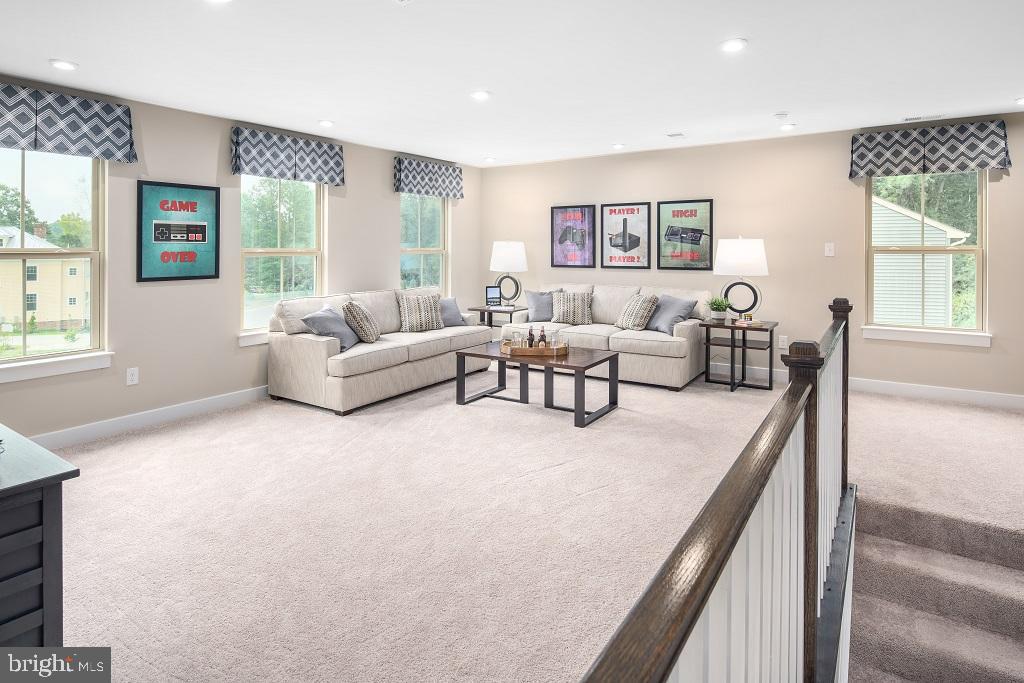 THE LAKES AT MARTINSBURG - Residential