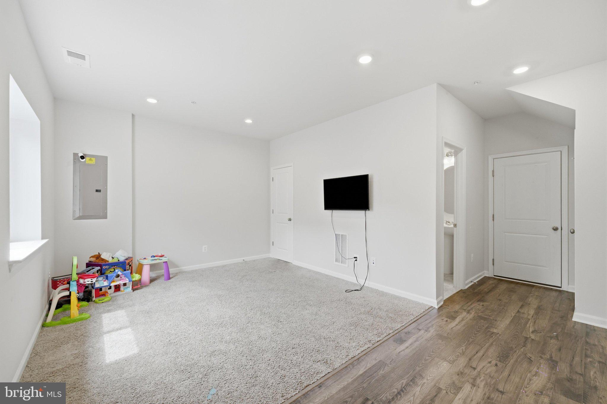 RESERVE AT DAMASCUS - Residential