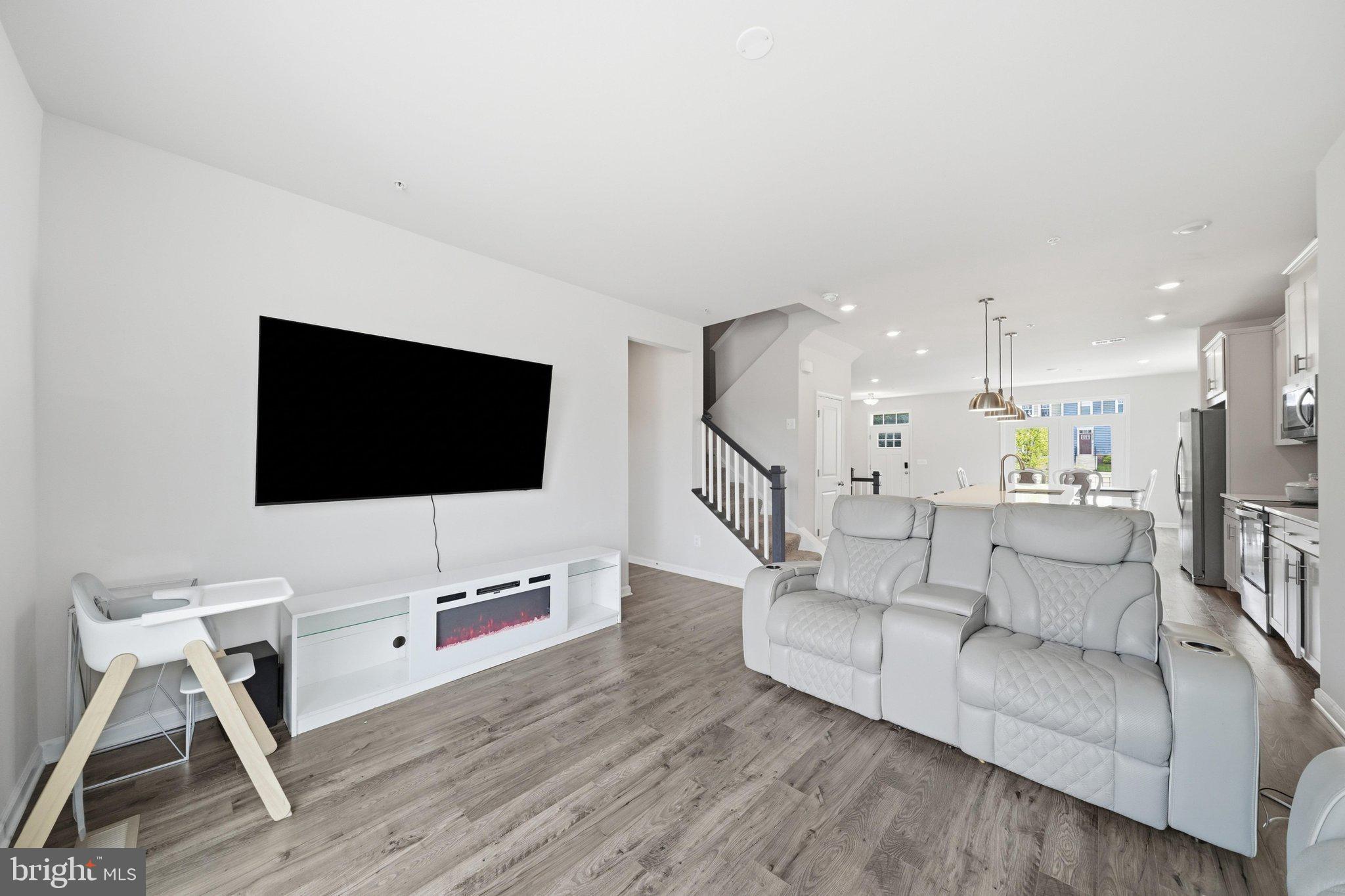 RESERVE AT DAMASCUS - Residential