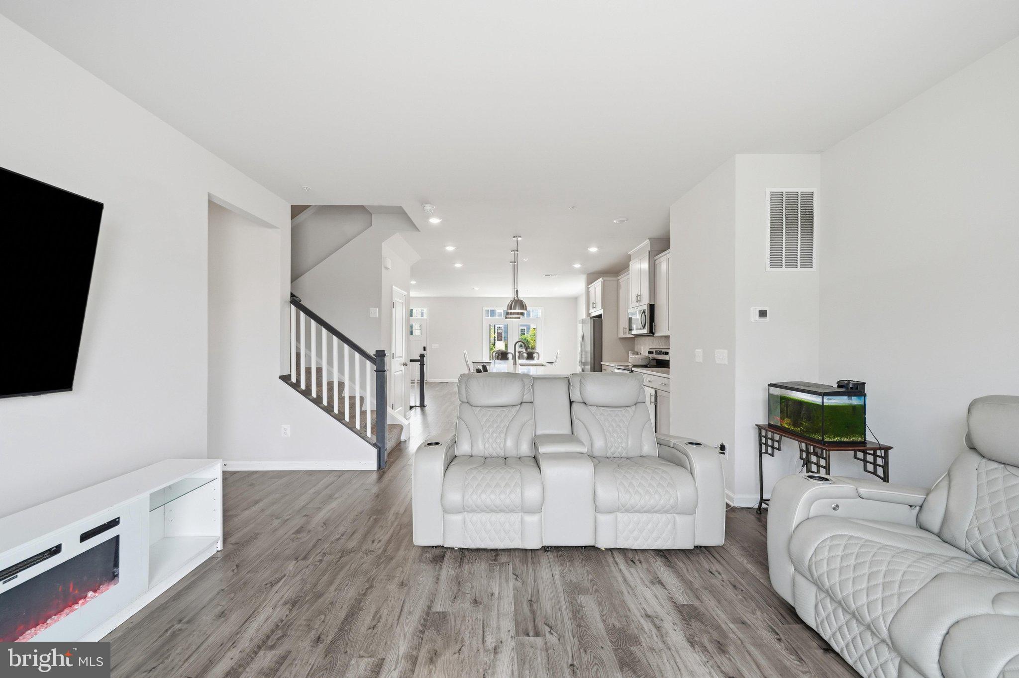RESERVE AT DAMASCUS - Residential