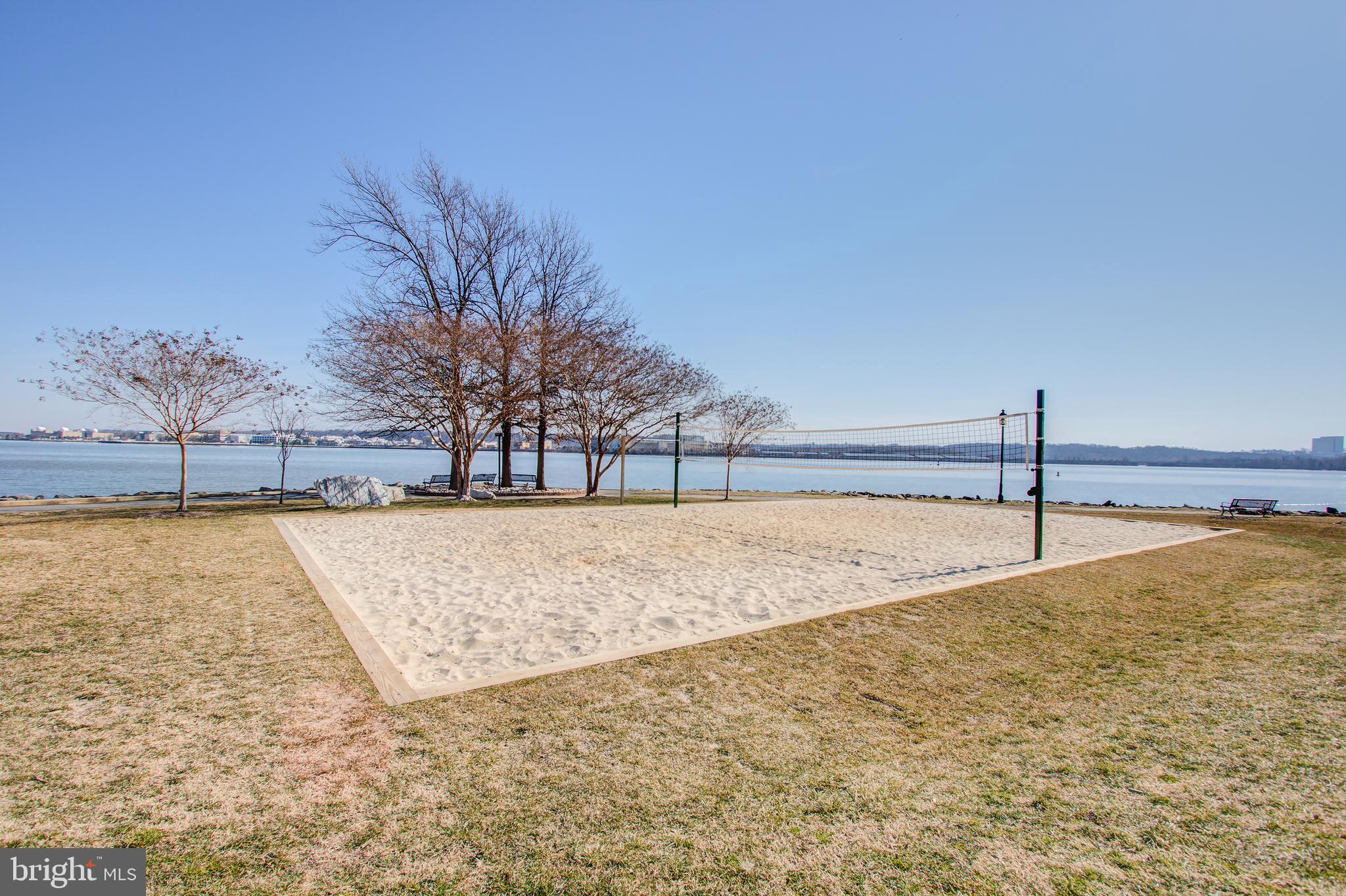 RIVERGATE - Residential