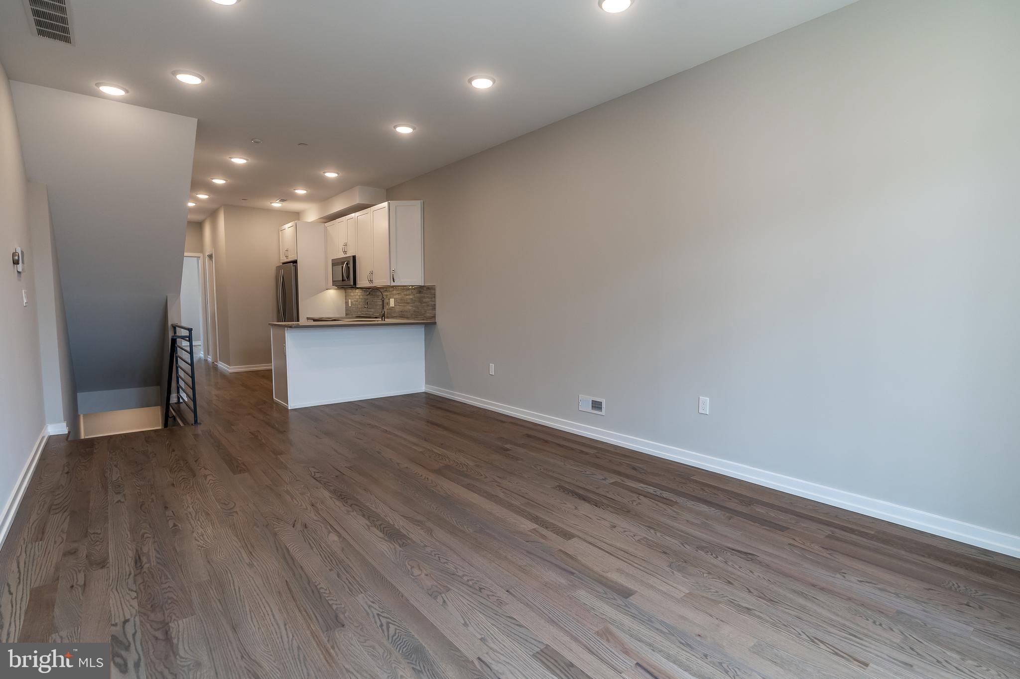 POINT BREEZE - Residential Lease