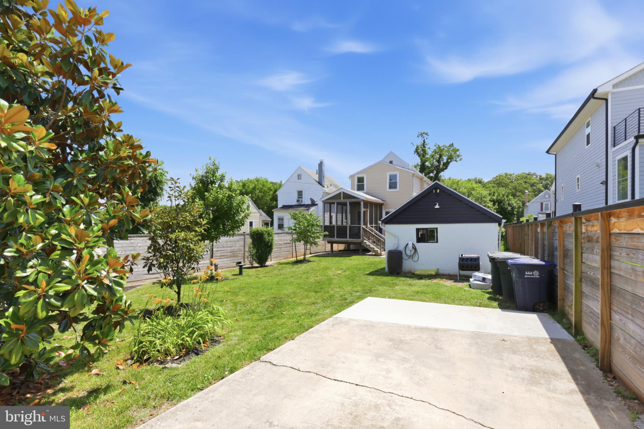 WOODRIDGE - Residential