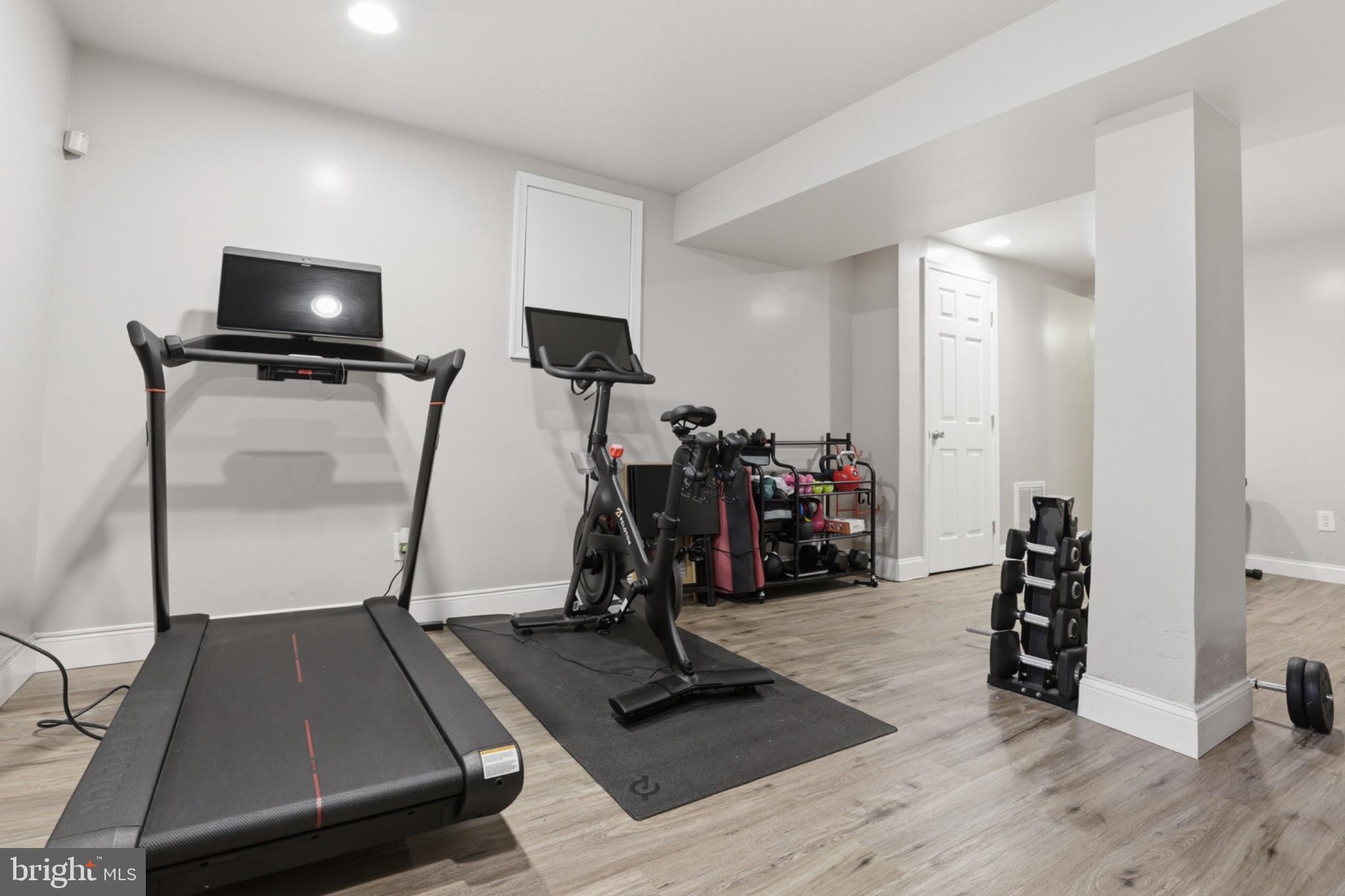WOODRIDGE - Residential