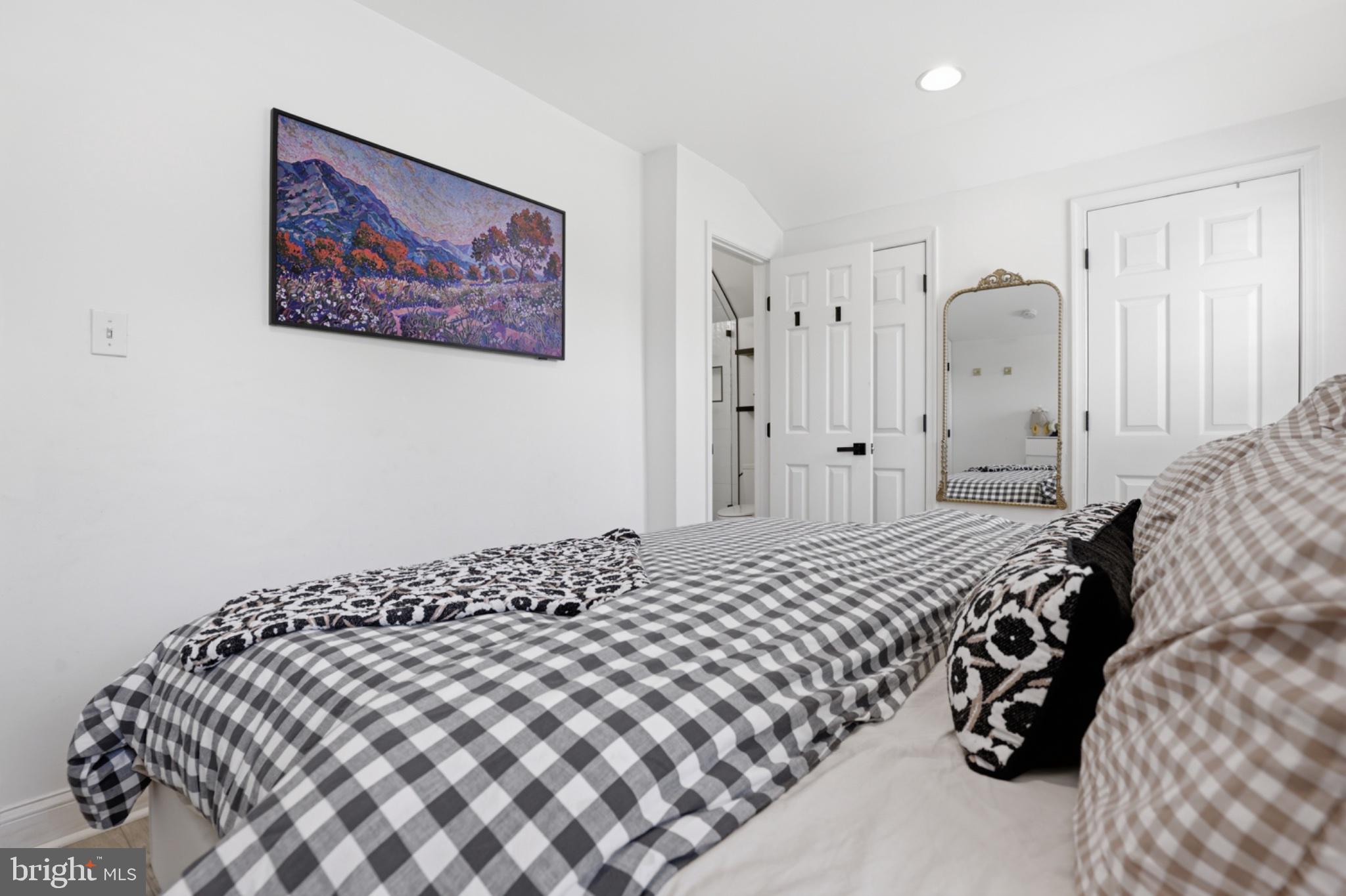 WOODRIDGE - Residential