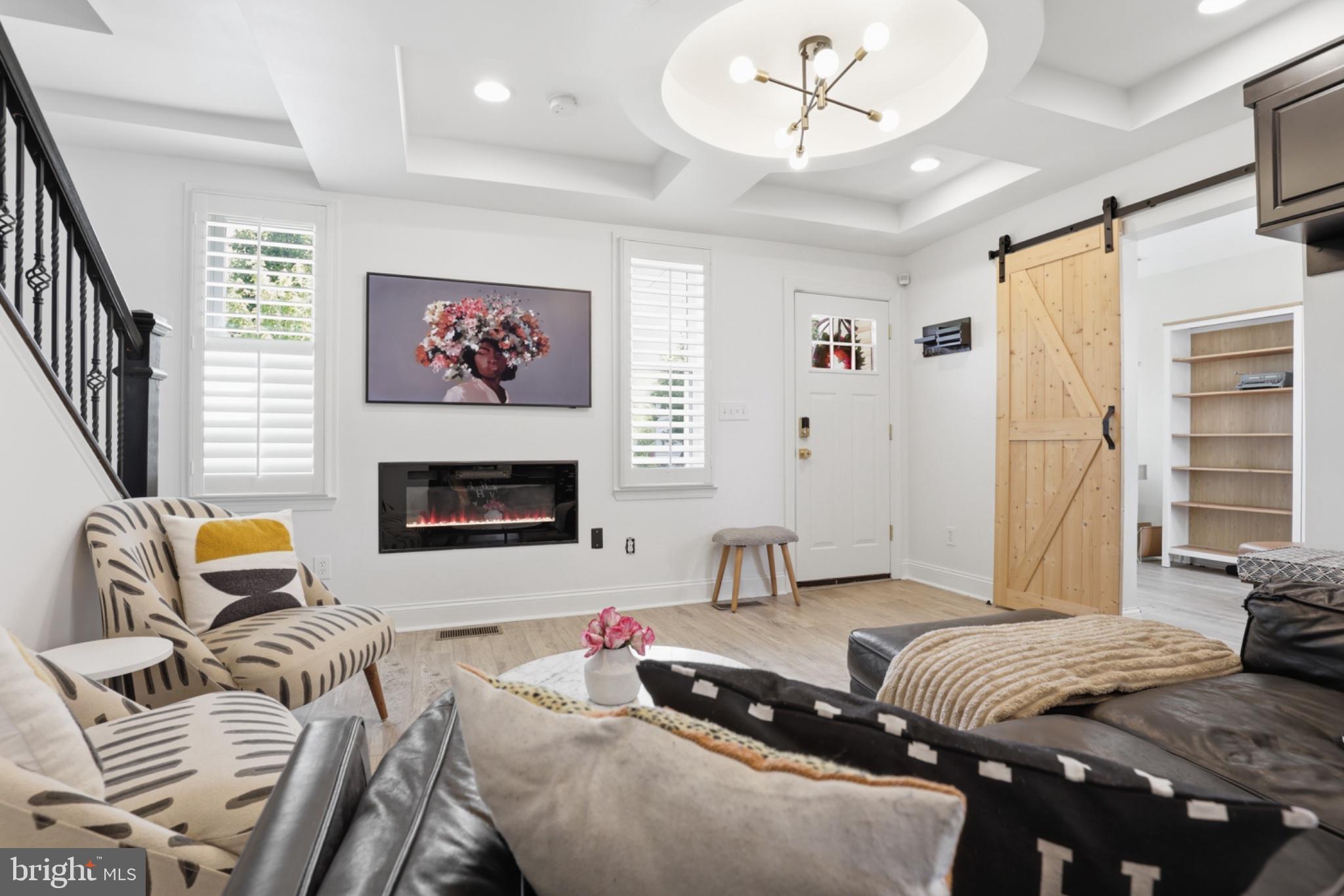 WOODRIDGE - Residential