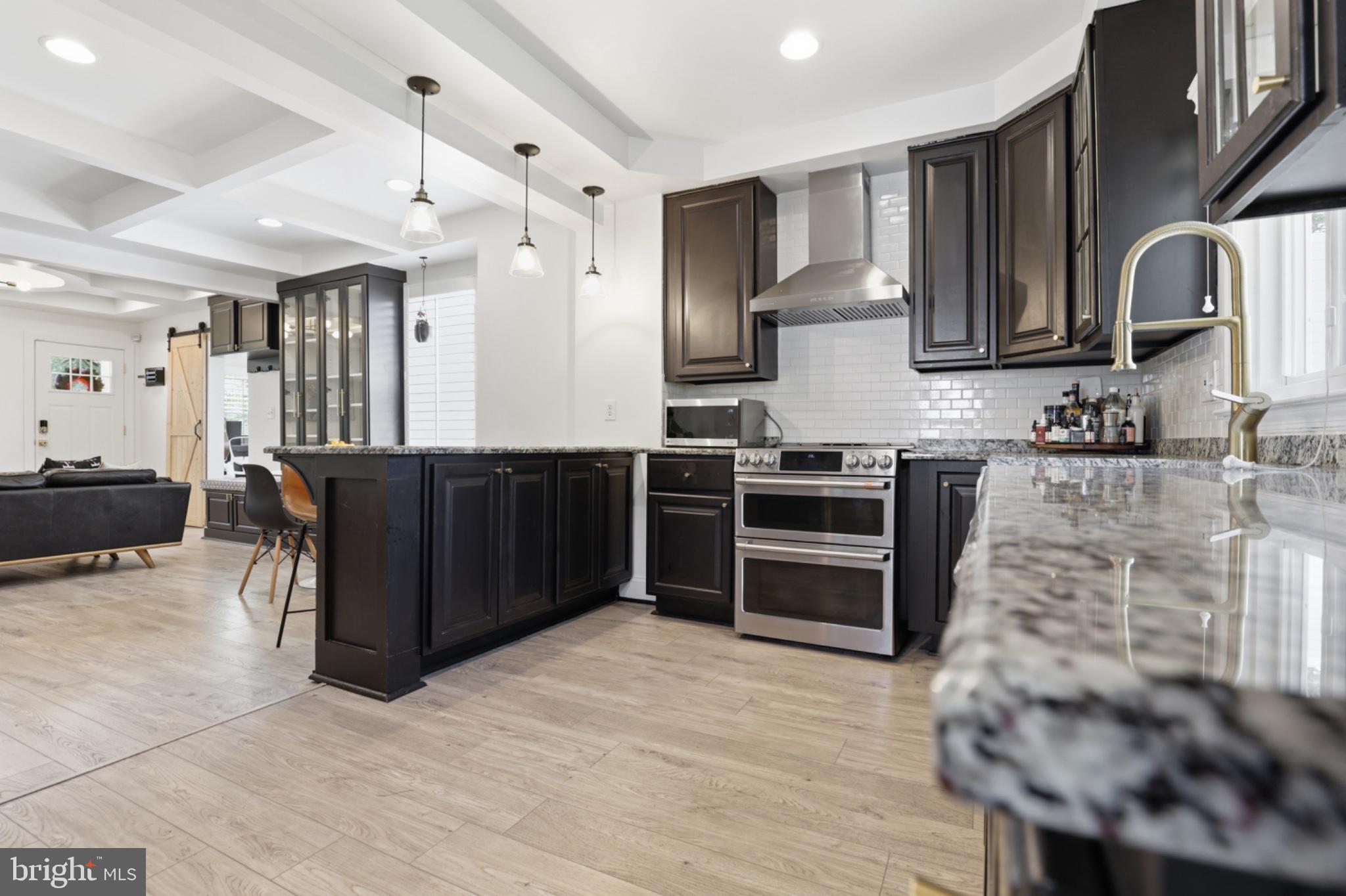 WOODRIDGE - Residential
