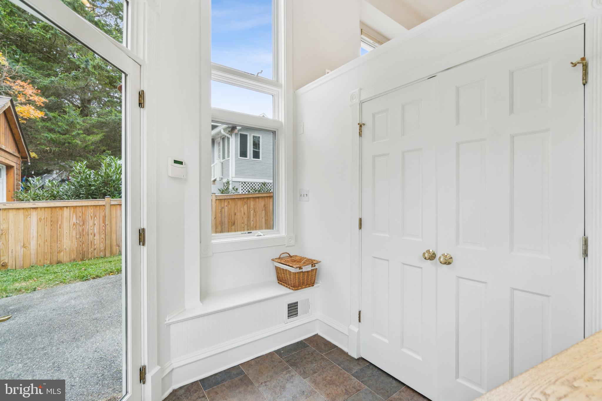 CHEVY CHASE - Residential