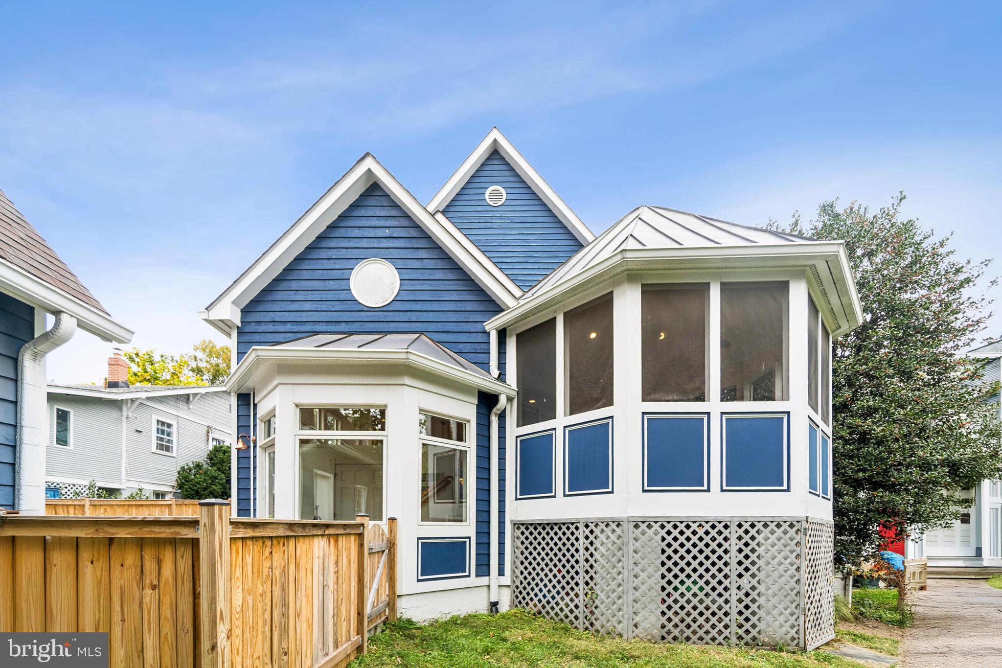 CHEVY CHASE - Residential