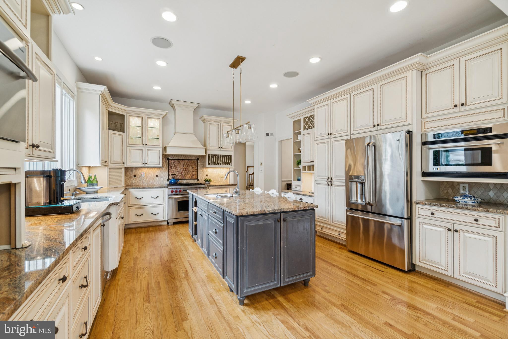 CHEVY CHASE - Residential