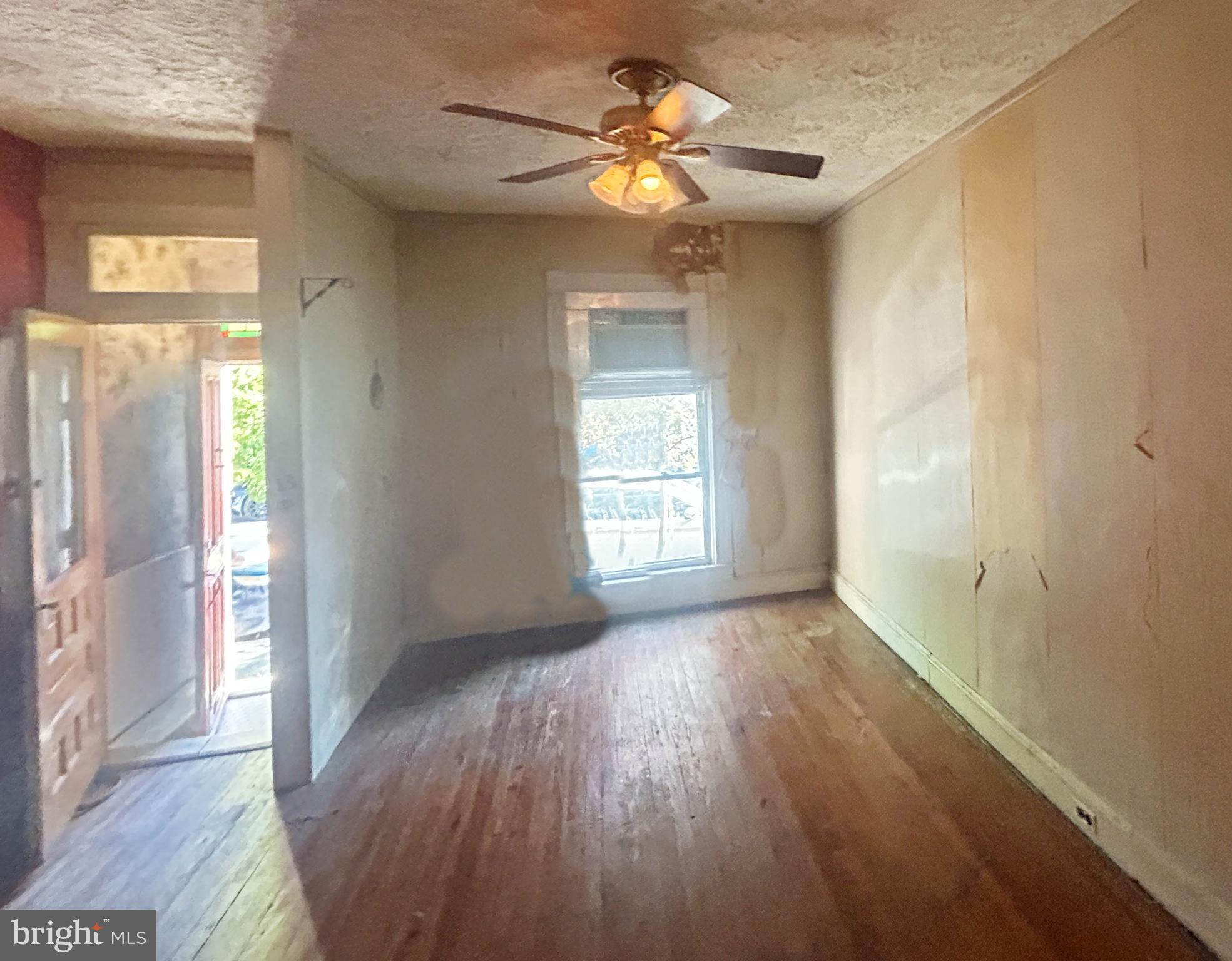 BALTIMORE HIGHLANDS - Residential