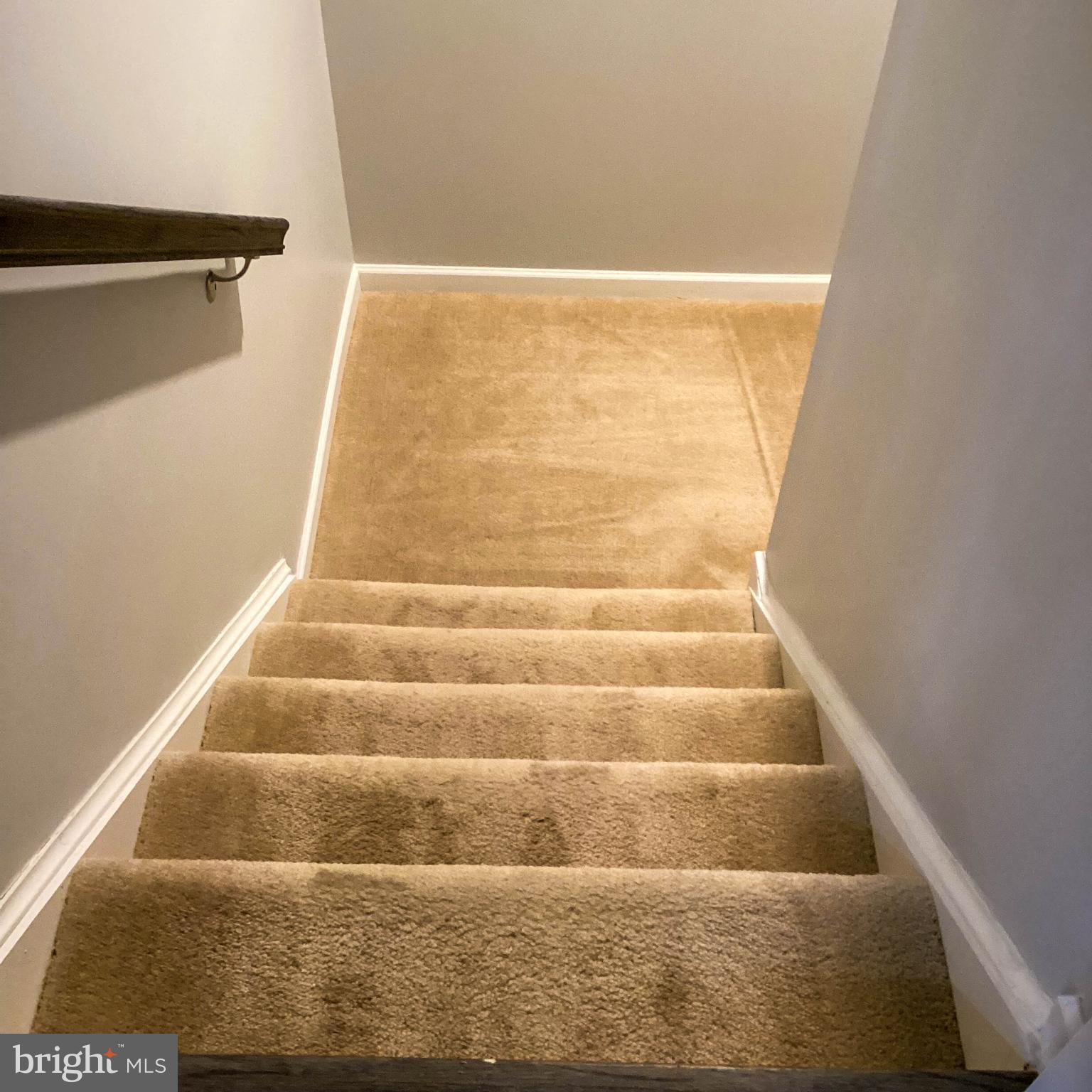 GLENN DALE CROSSING - Residential Lease