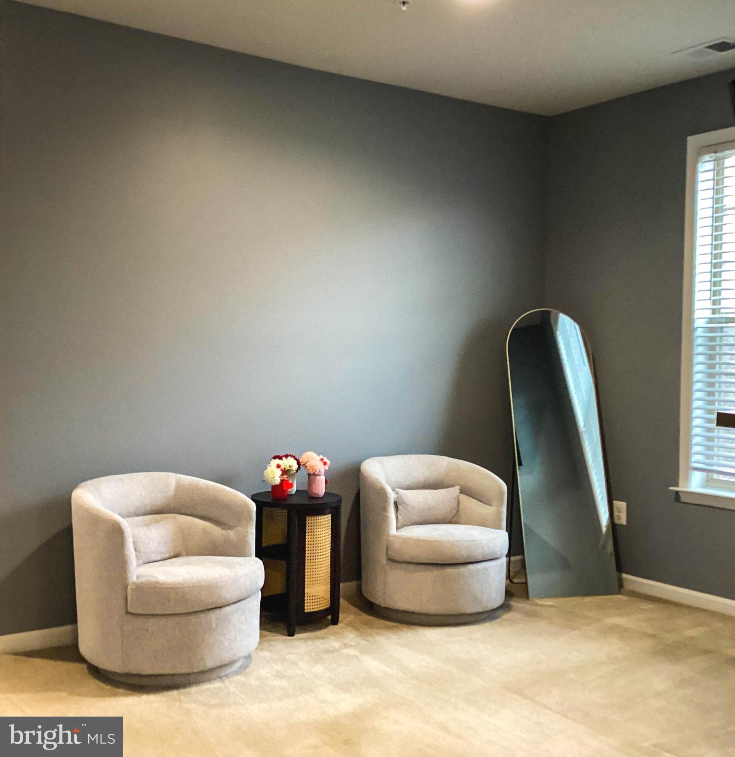 GLENN DALE CROSSING - Residential Lease