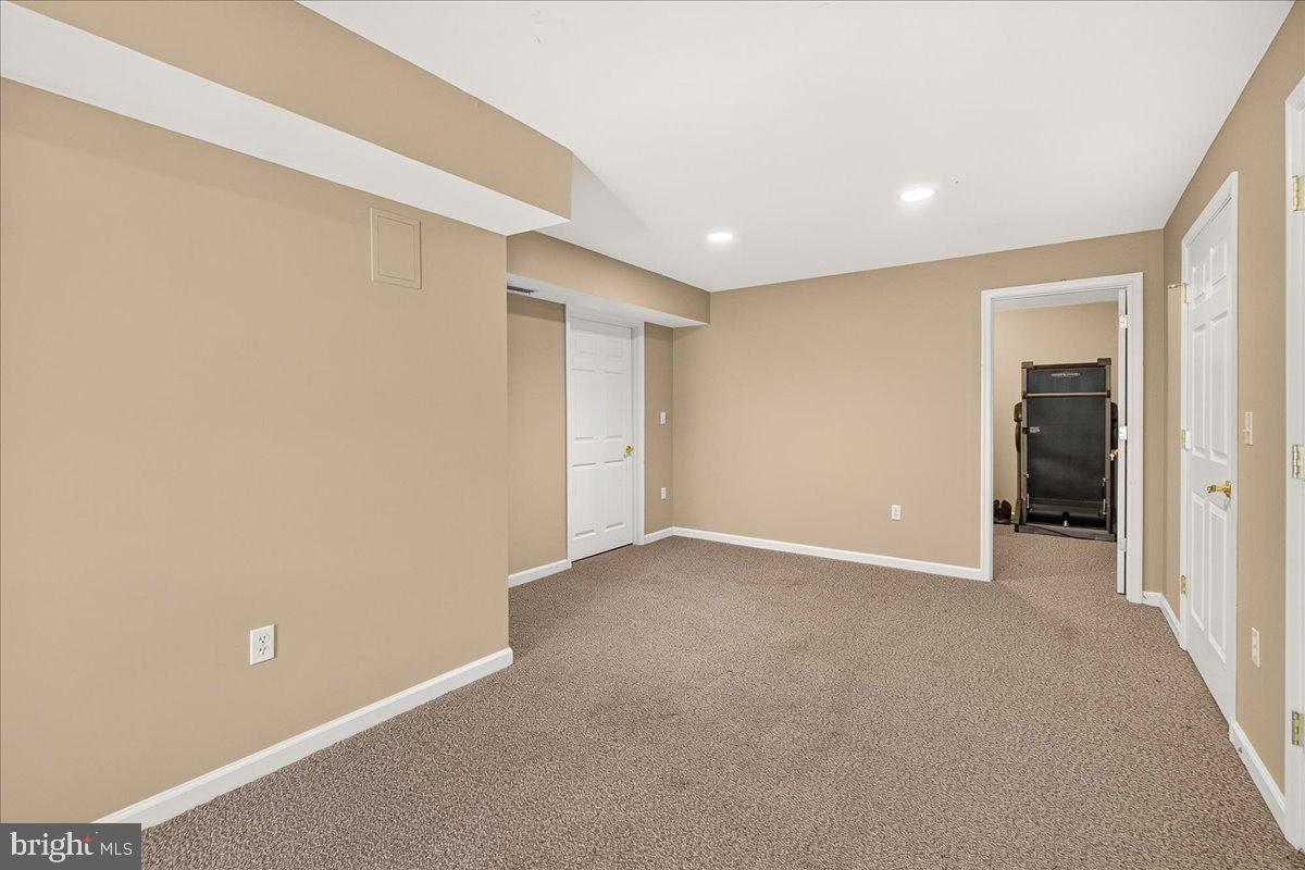 JENNA ESTATES - Residential