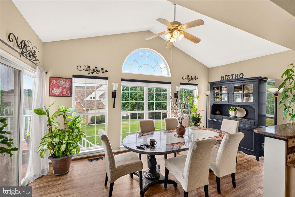 JENNA ESTATES - Residential