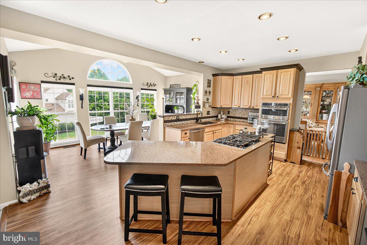 JENNA ESTATES - Residential