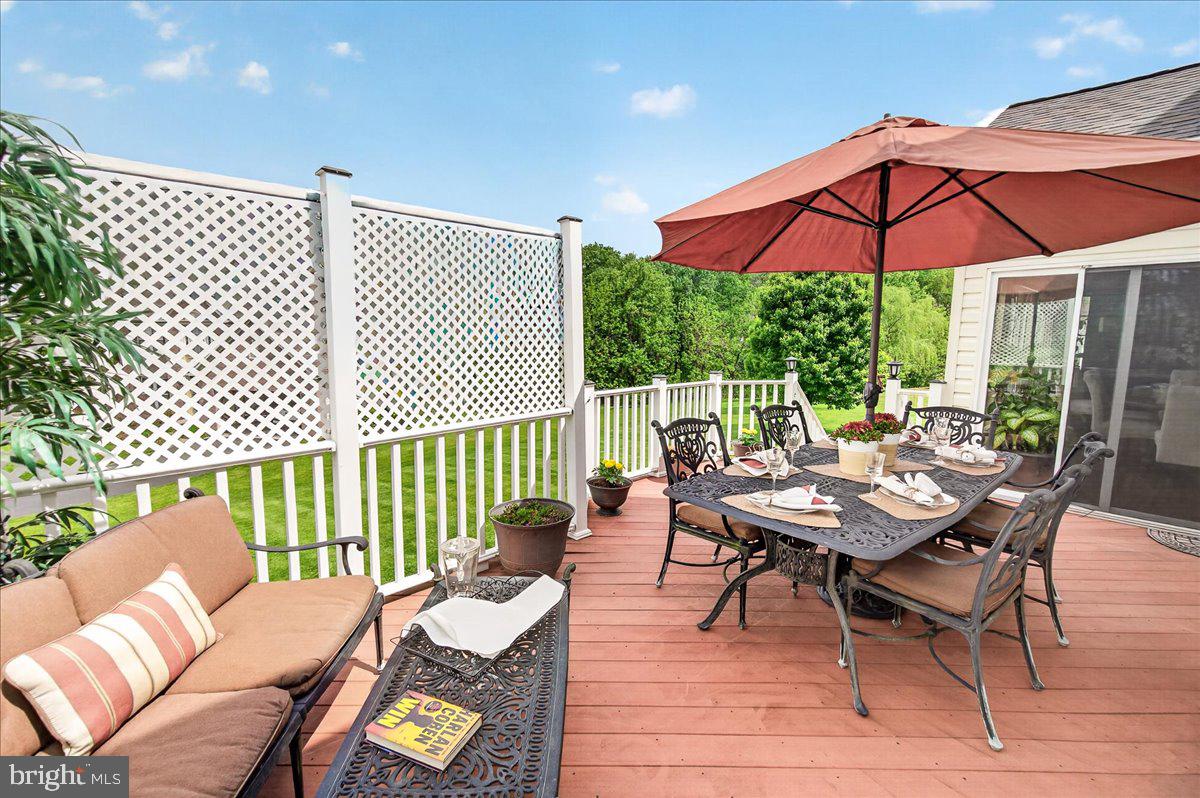 JENNA ESTATES - Residential