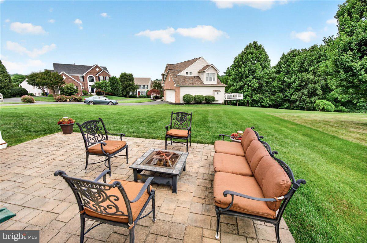 JENNA ESTATES - Residential
