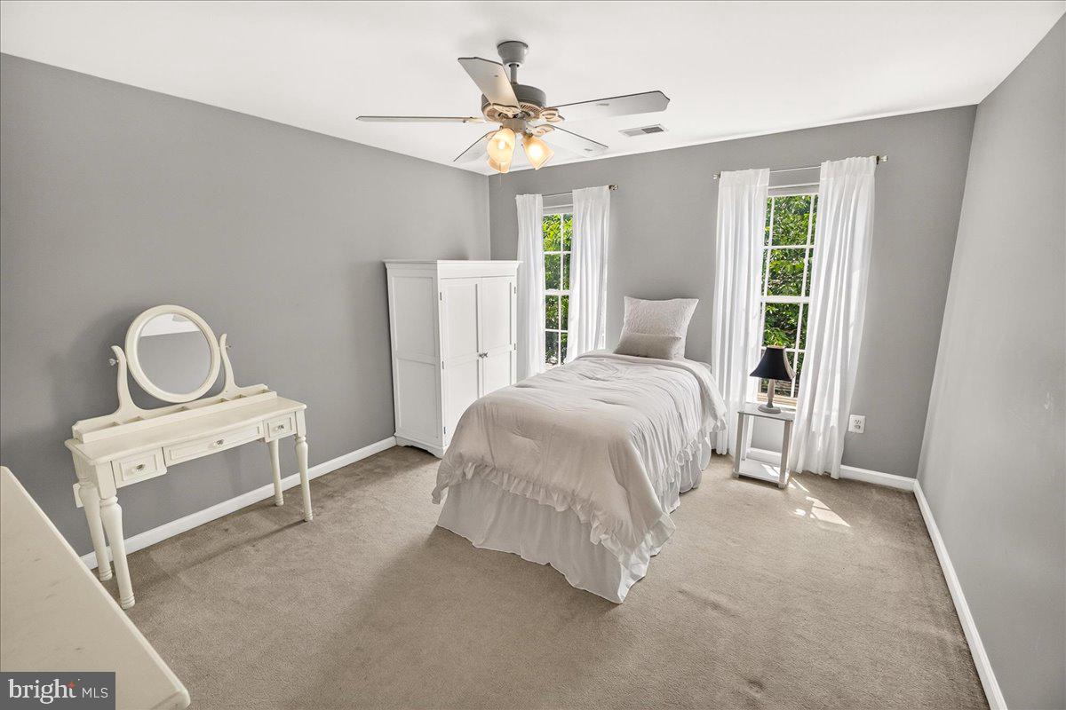 JENNA ESTATES - Residential