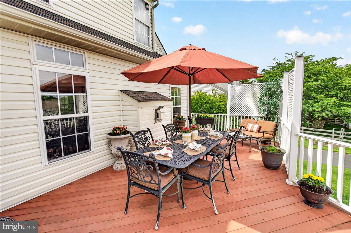 JENNA ESTATES - Residential