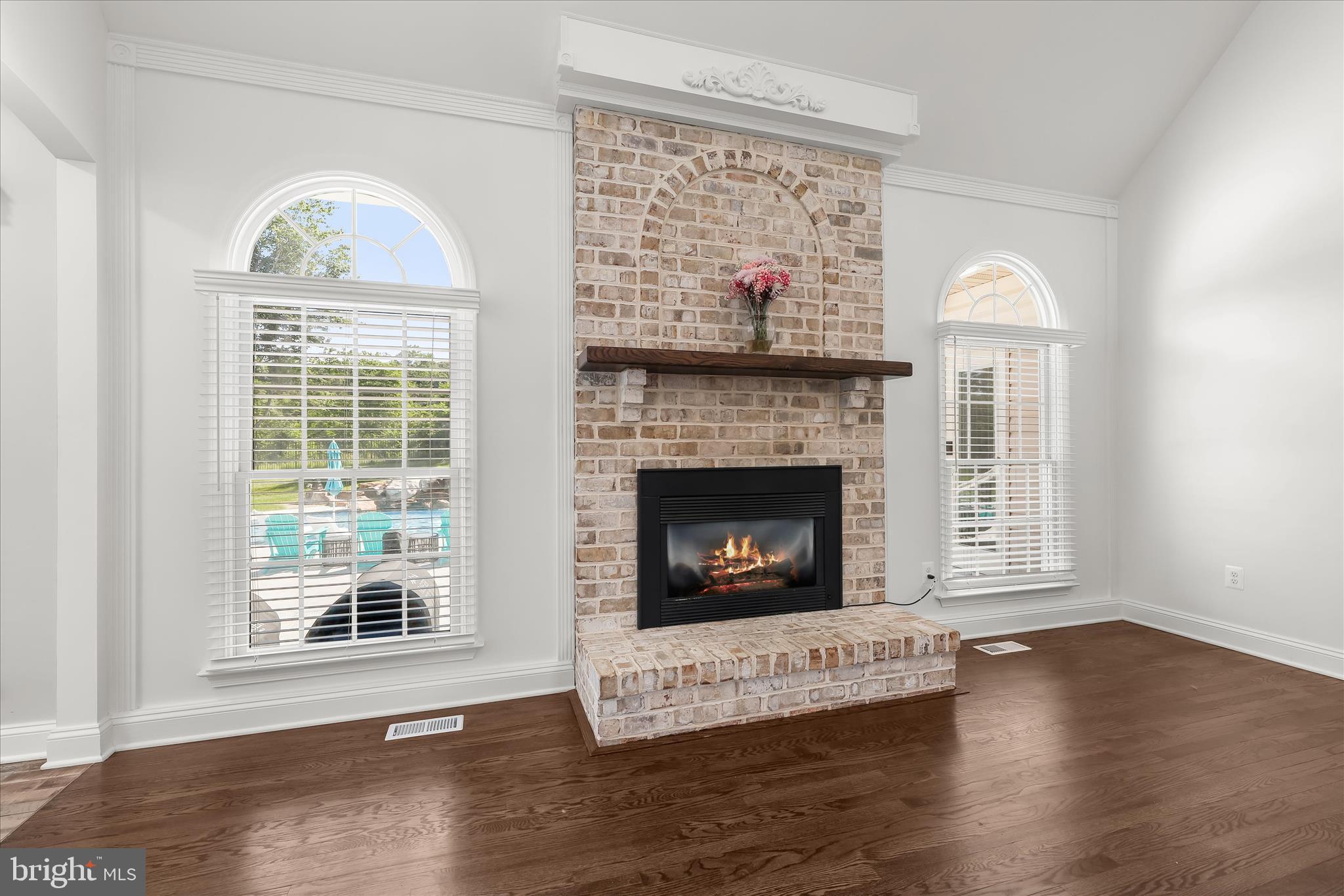 HADDON HURST - Residential