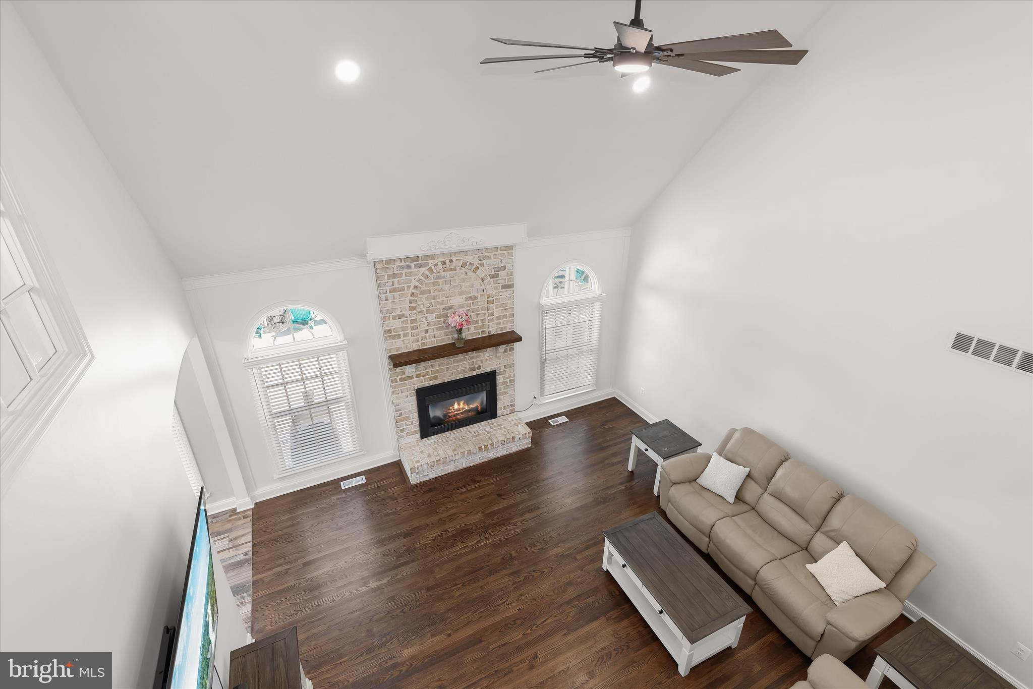 HADDON HURST - Residential