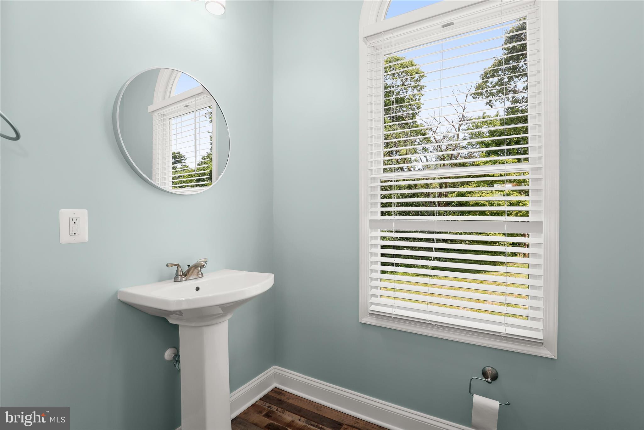 HADDON HURST - Residential