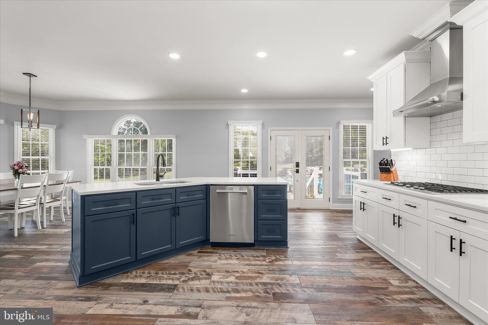 HADDON HURST - Residential