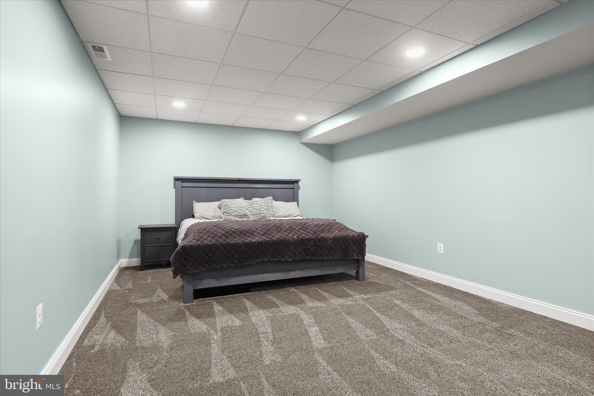 HADDON HURST - Residential