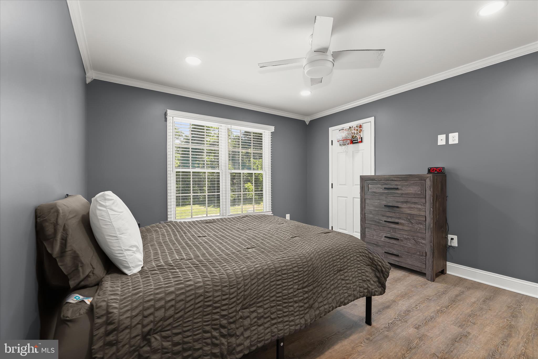 HADDON HURST - Residential