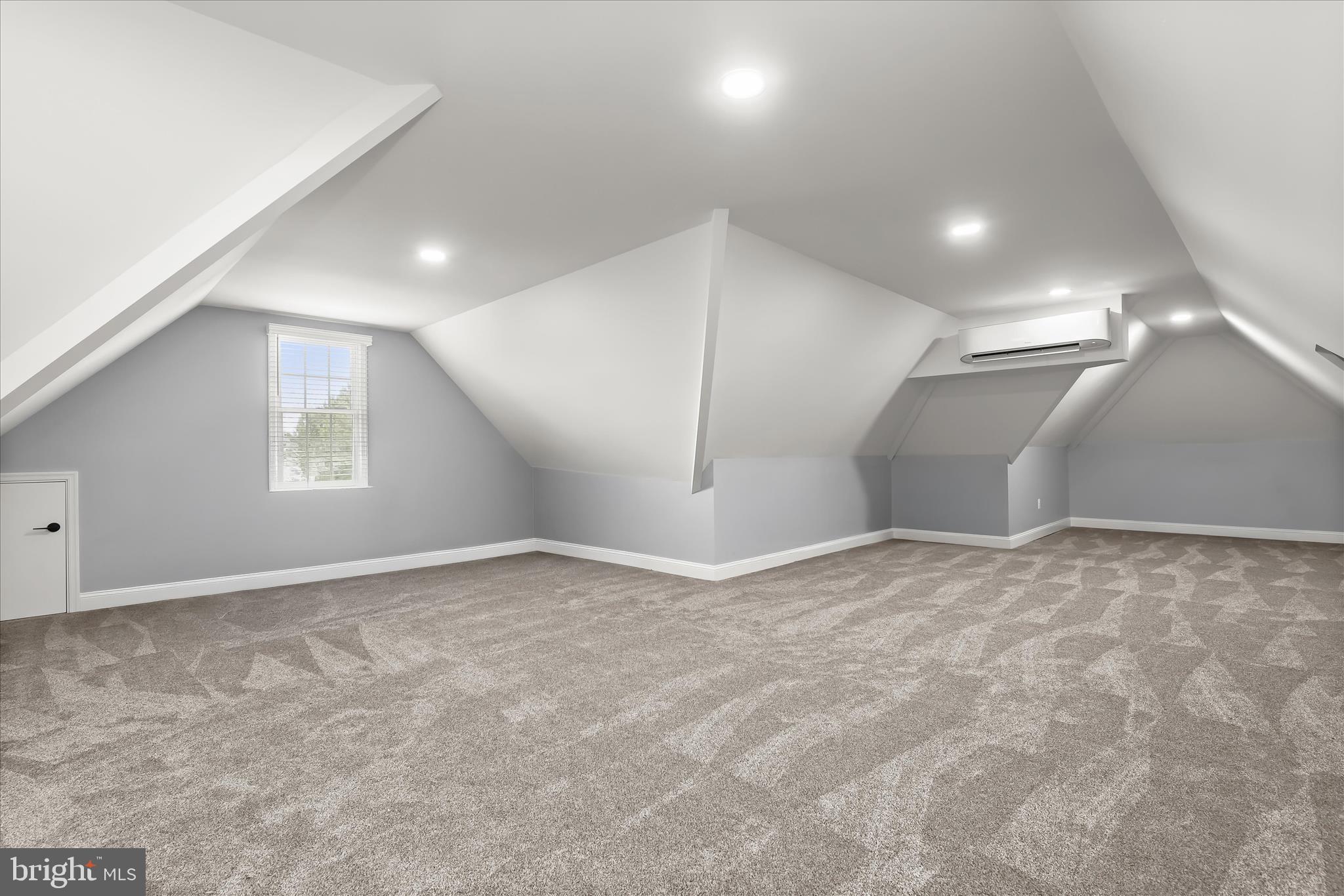 HADDON HURST - Residential
