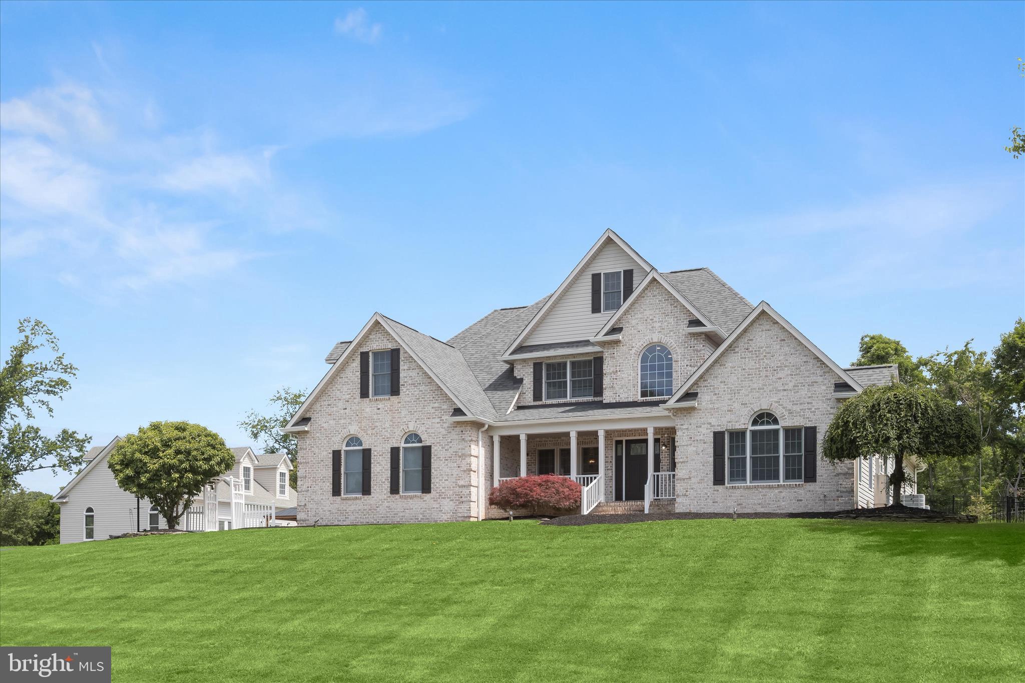 HADDON HURST - Residential
