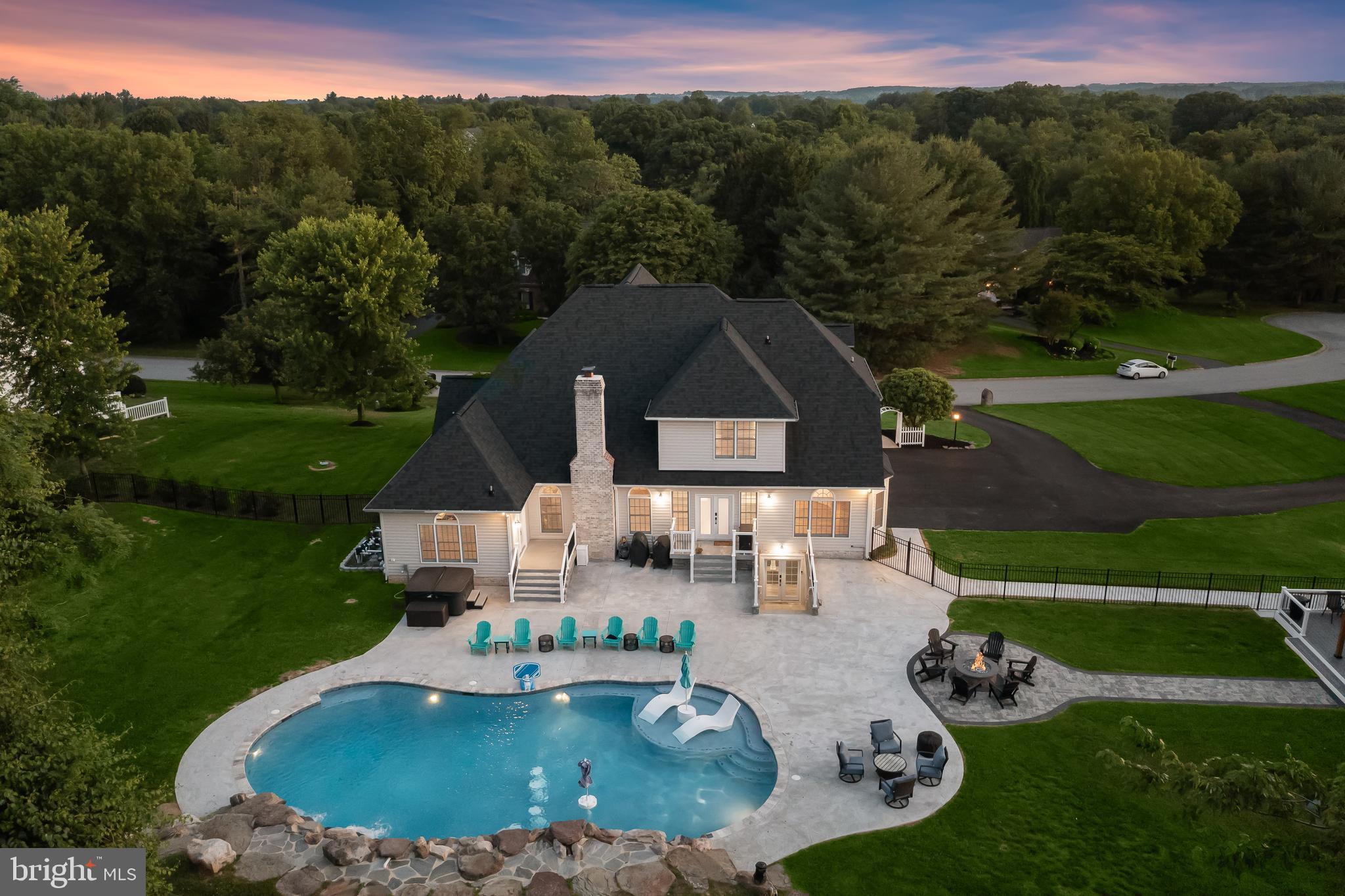HADDON HURST - Residential