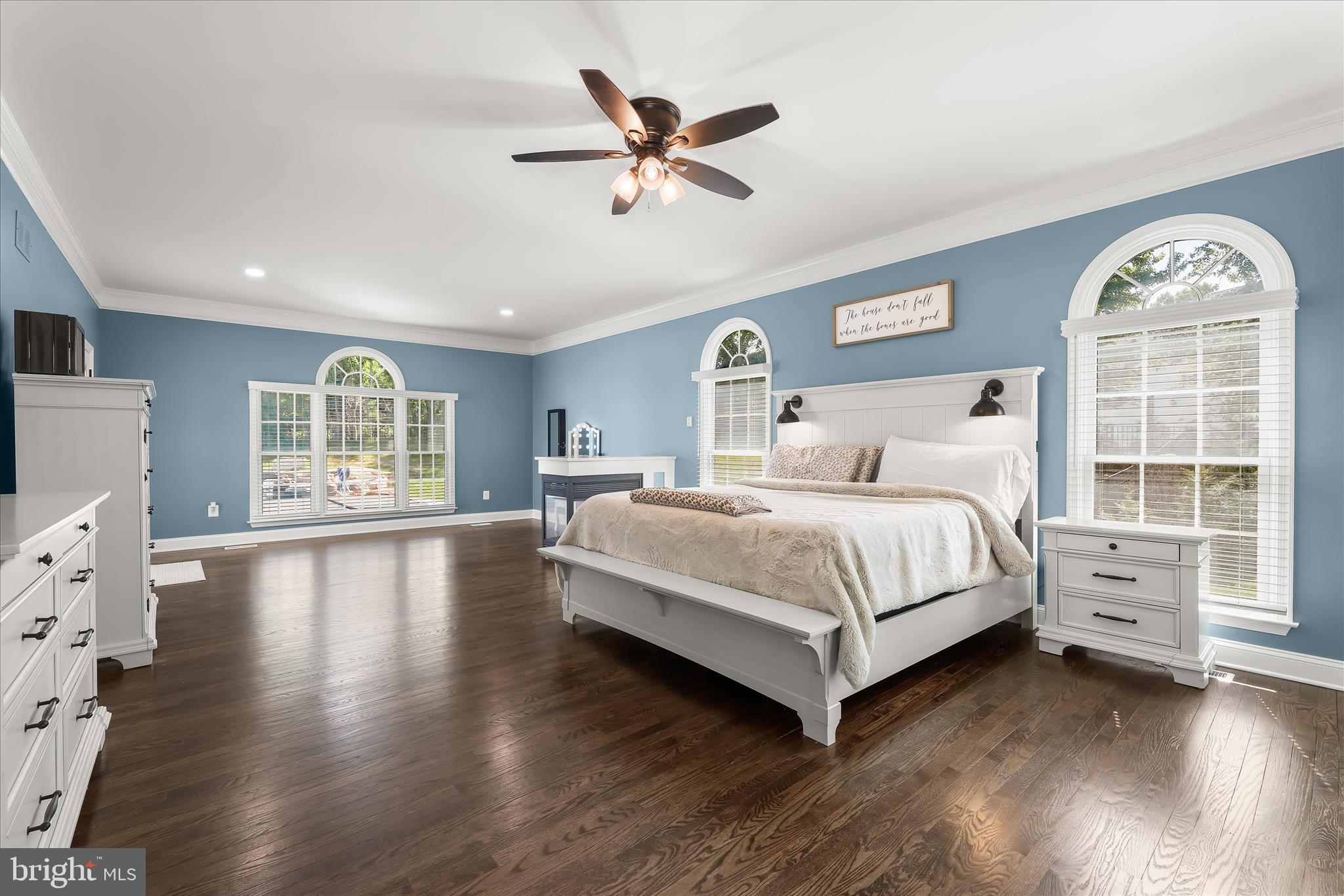 HADDON HURST - Residential