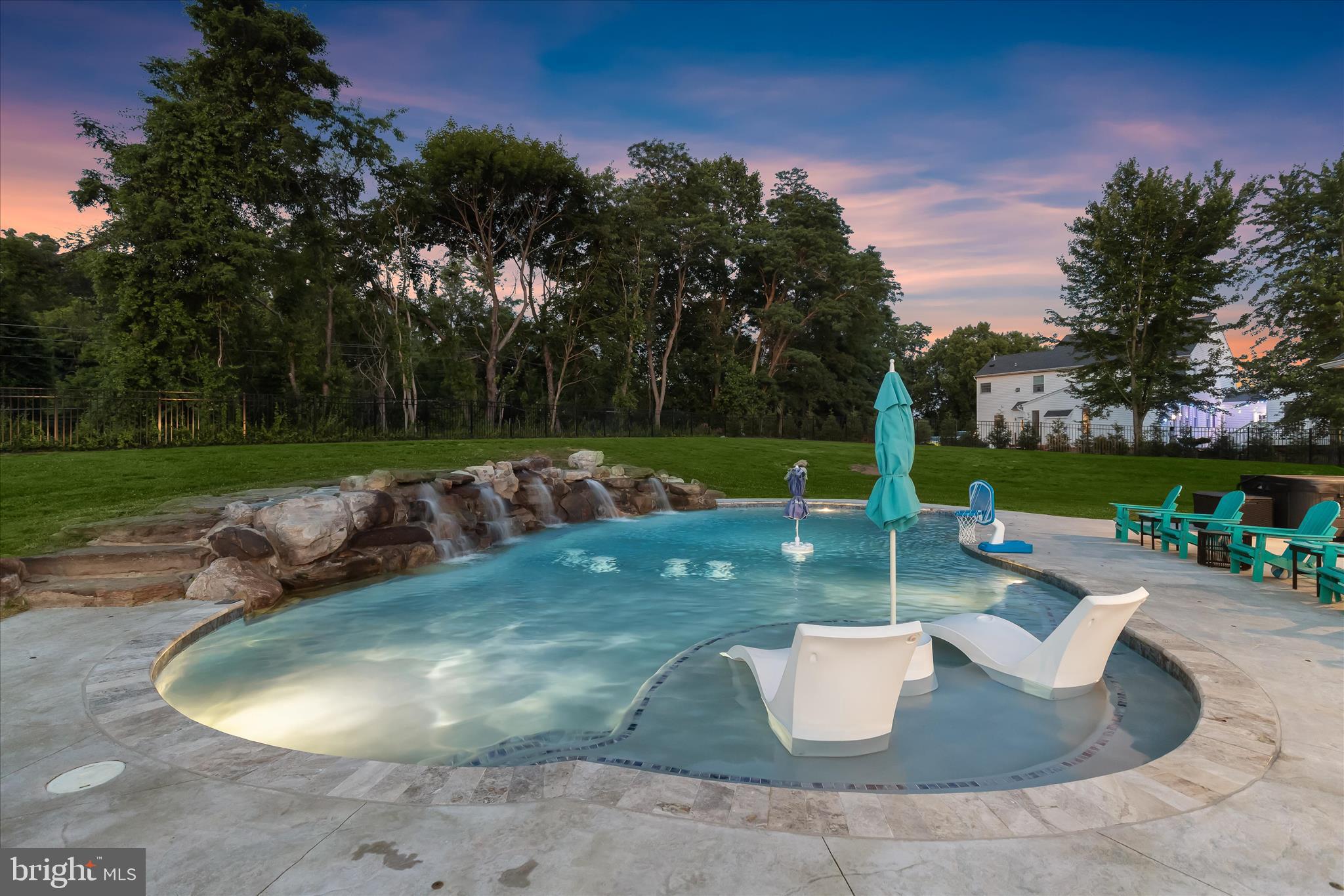 HADDON HURST - Residential