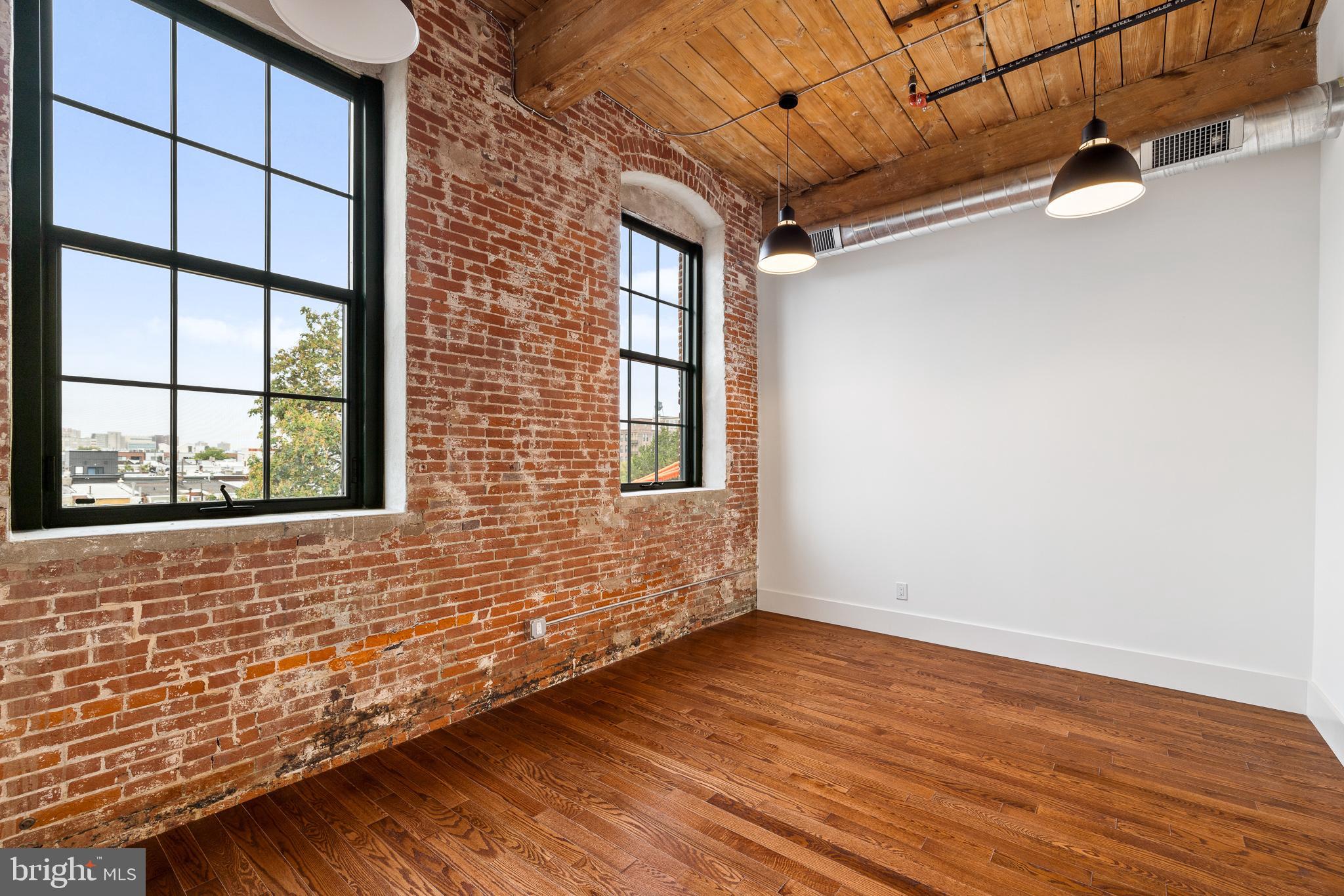 FISHTOWN - Residential Lease