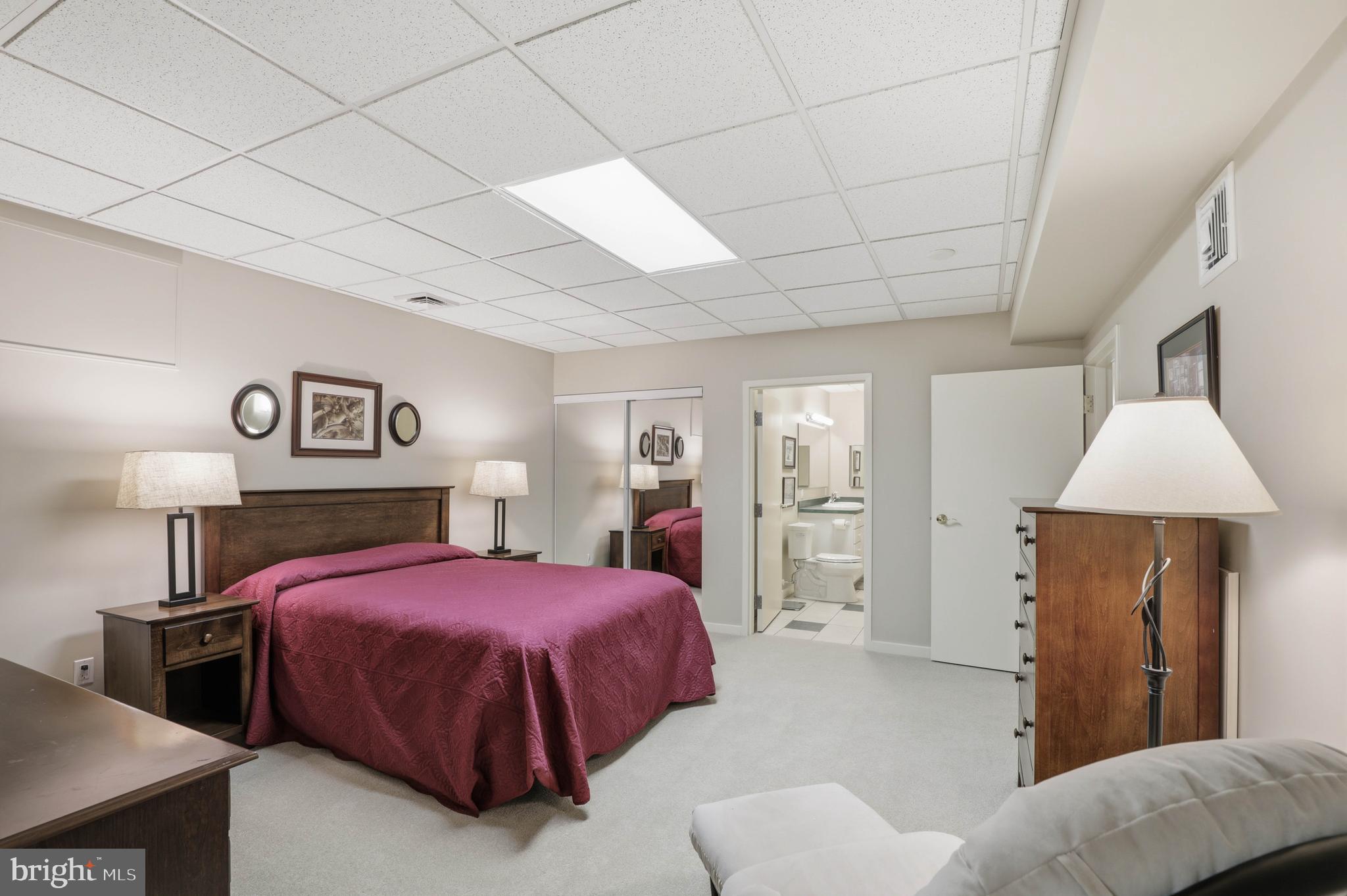 SPRING HILL ACRES - Residential