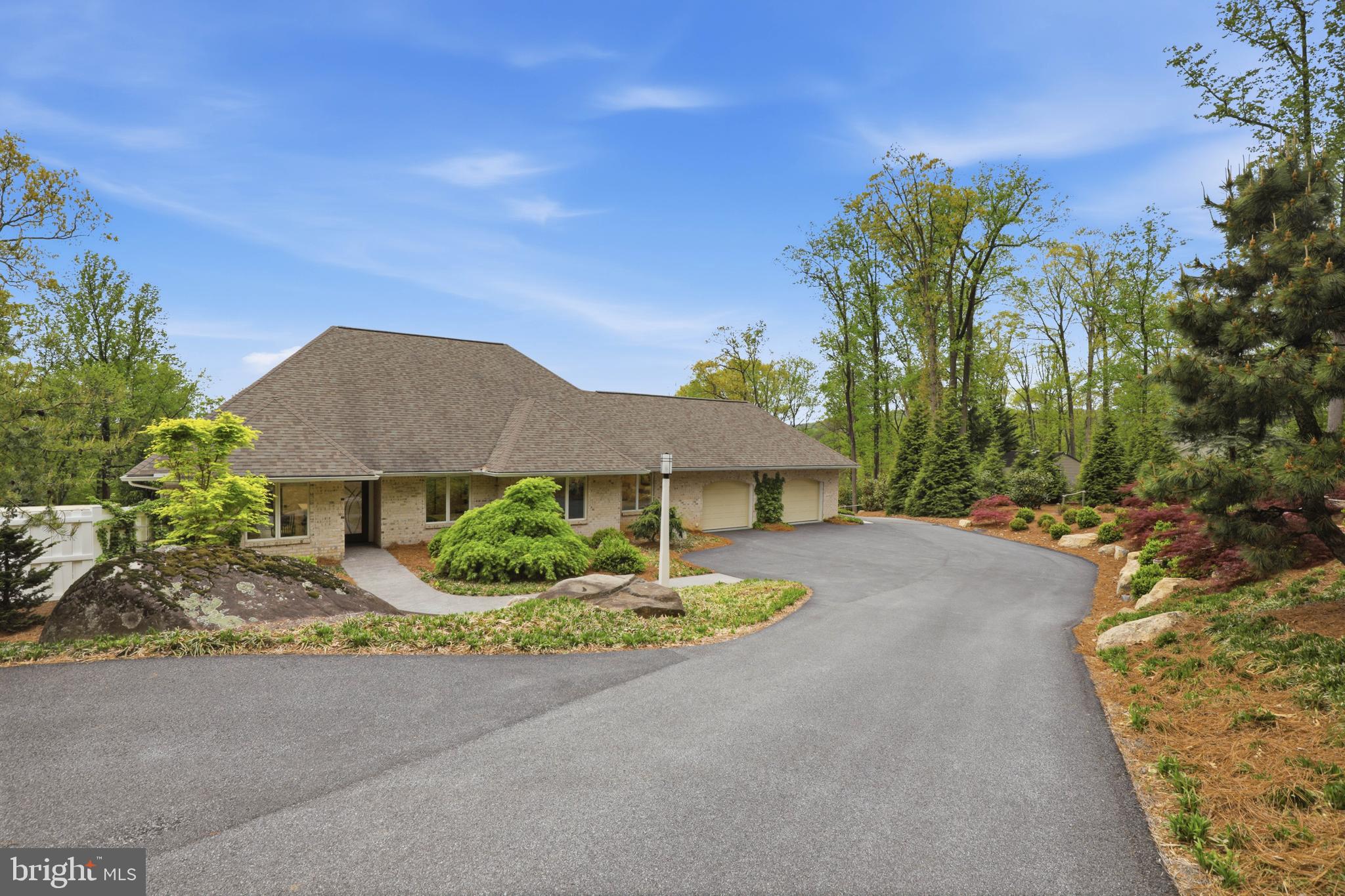 SPRING HILL ACRES - Residential