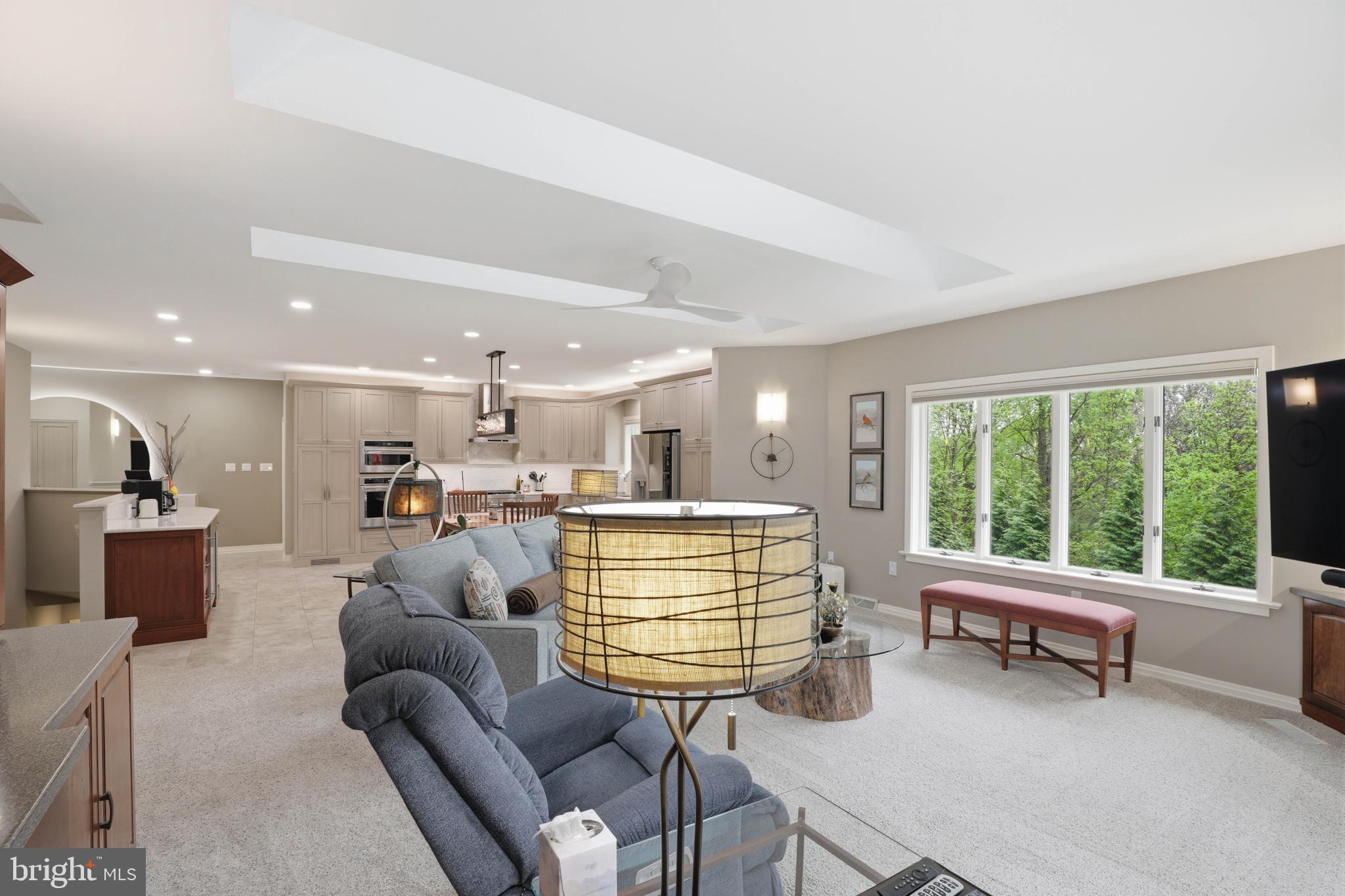 SPRING HILL ACRES - Residential