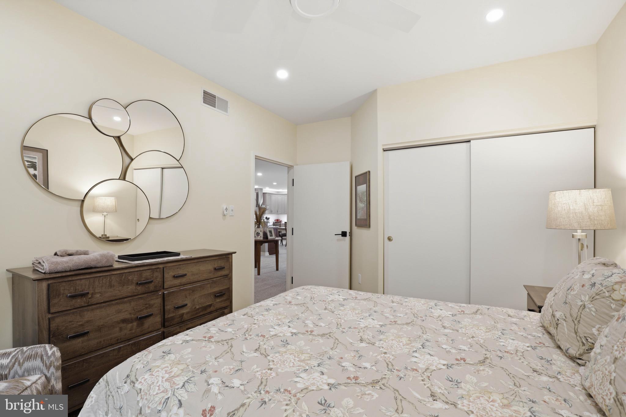 SPRING HILL ACRES - Residential