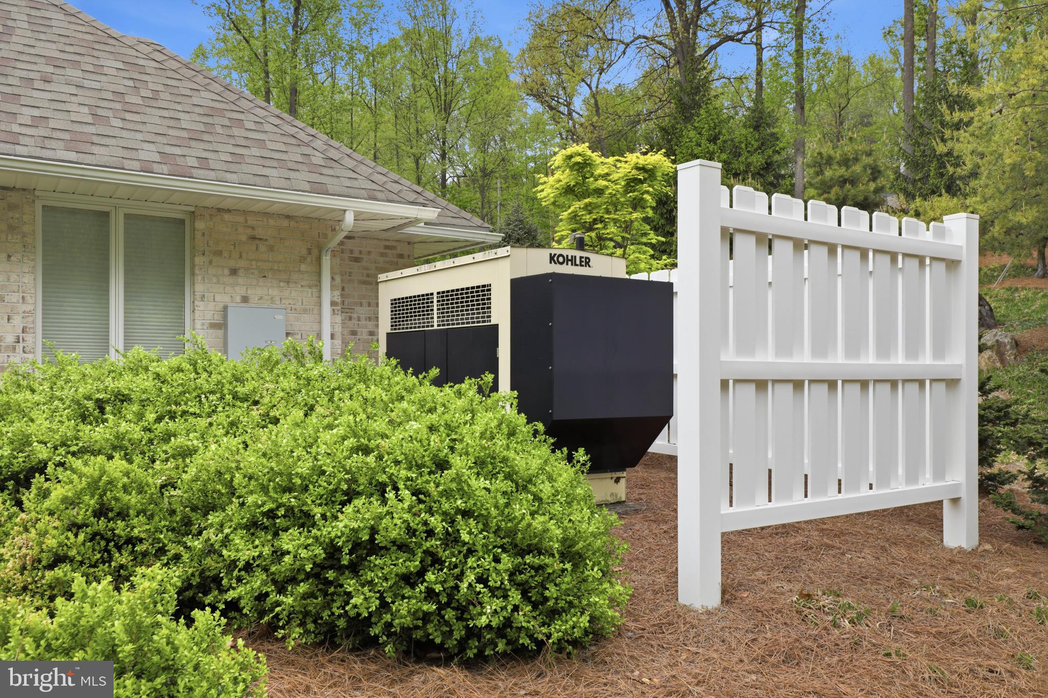 SPRING HILL ACRES - Residential