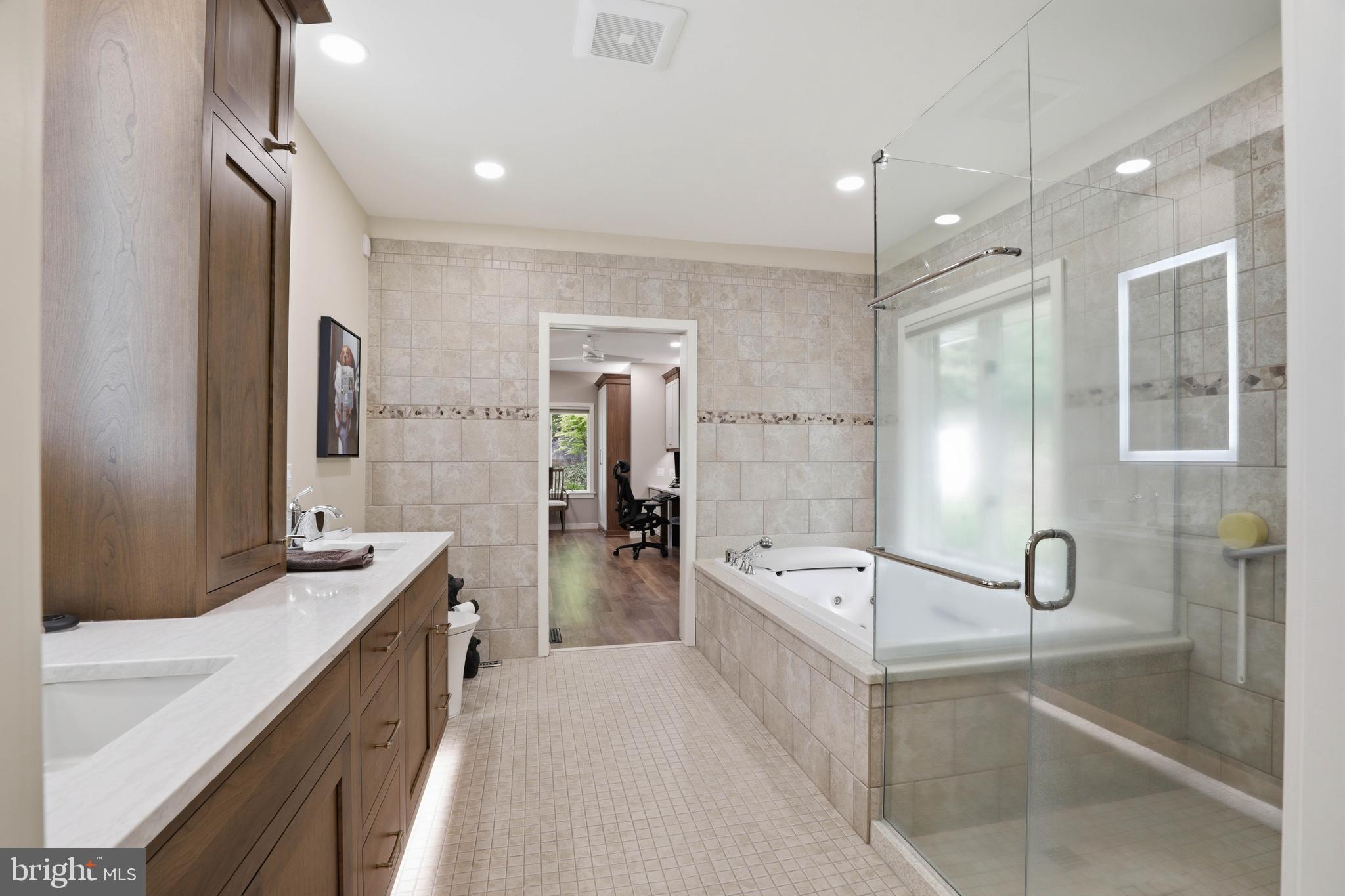SPRING HILL ACRES - Residential