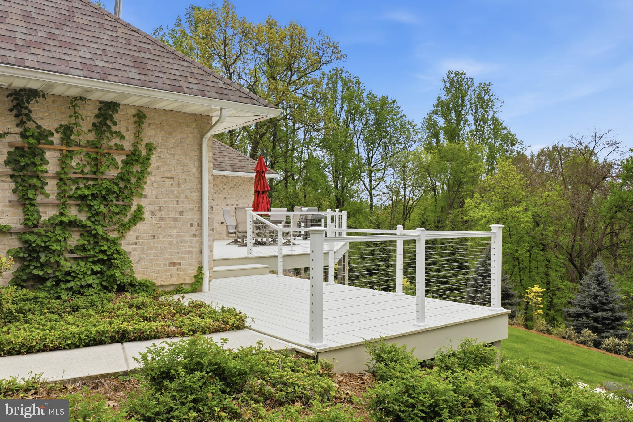 SPRING HILL ACRES - Residential