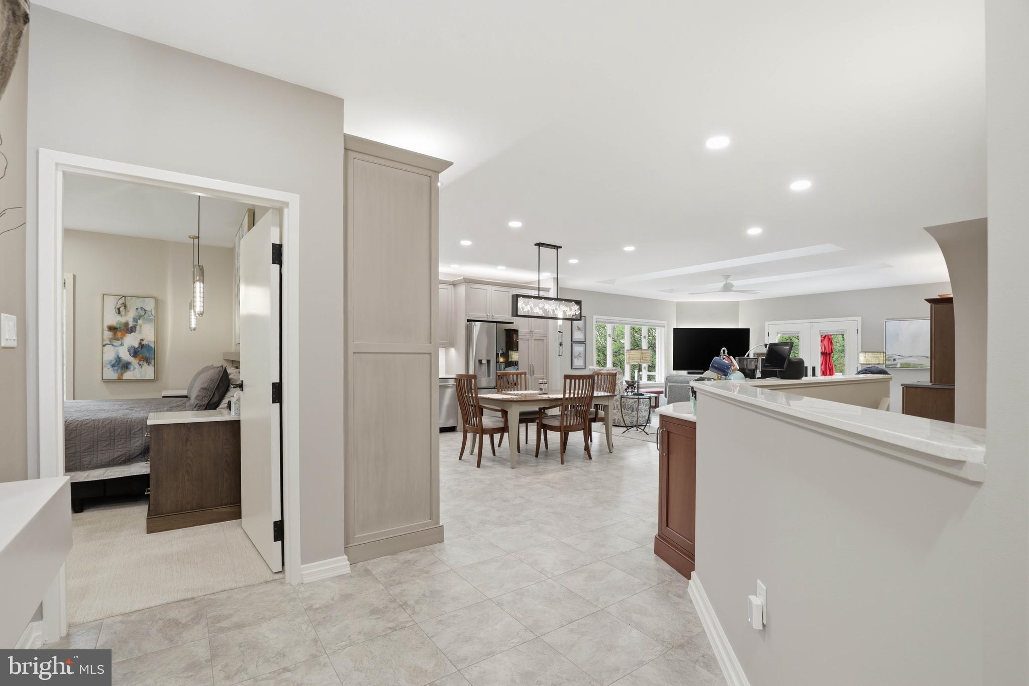 SPRING HILL ACRES - Residential