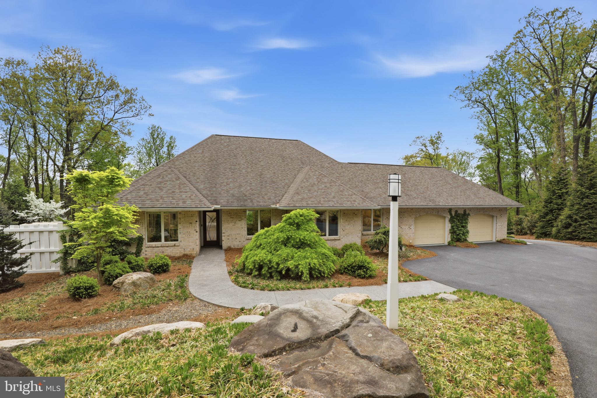 SPRING HILL ACRES - Residential